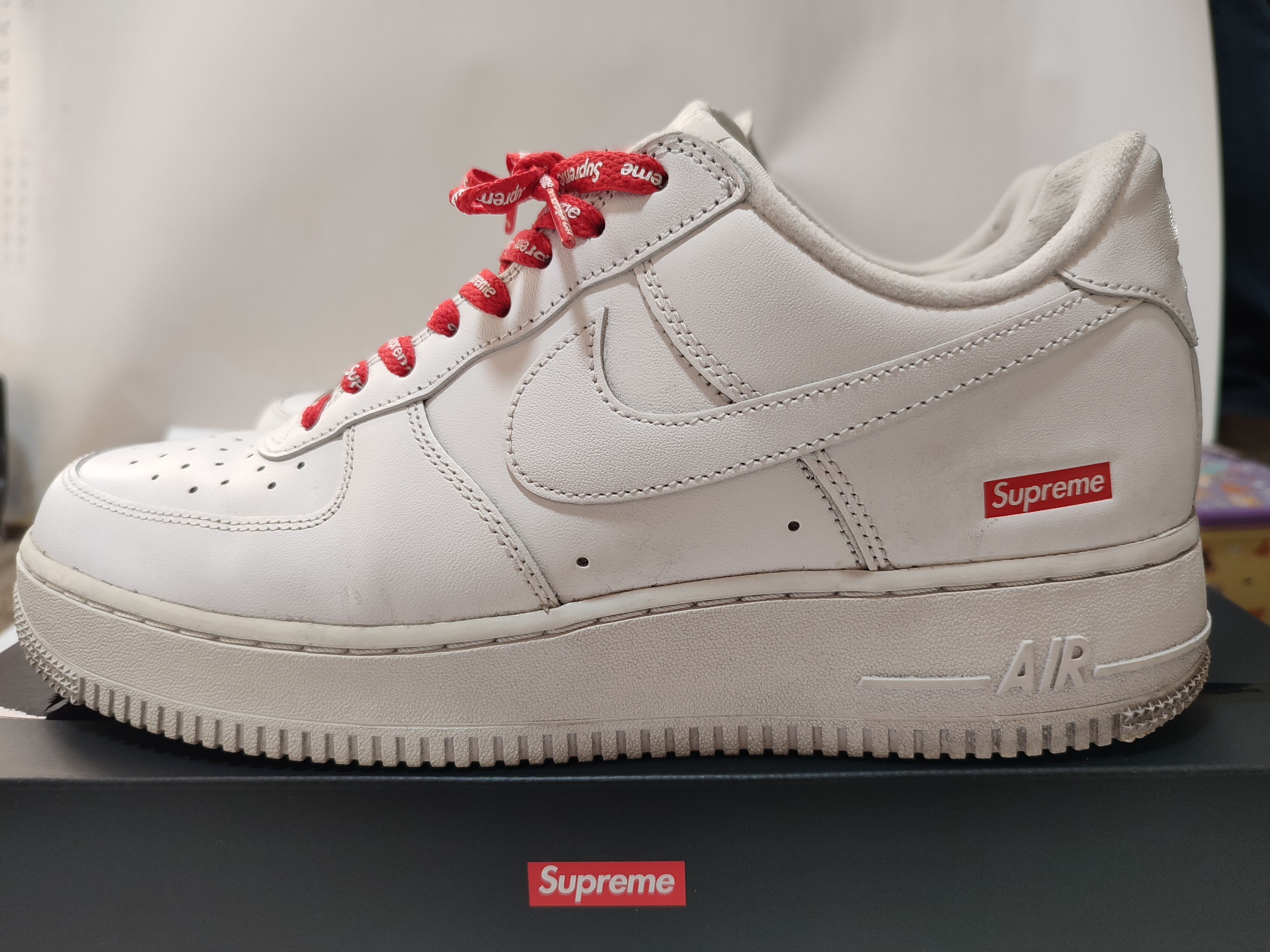 Supreme × Nike Air Force 1 Low "White"