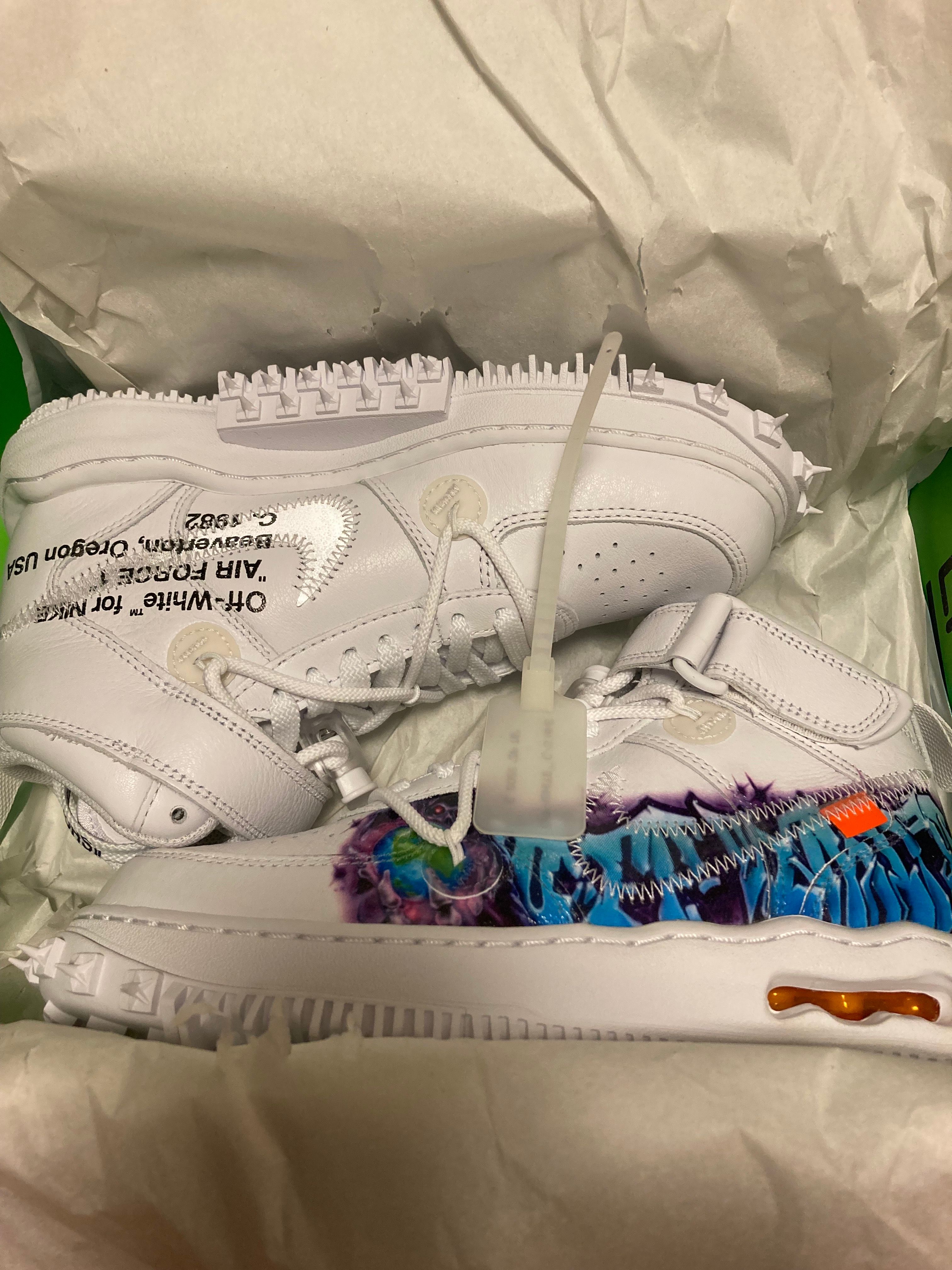 Off-White × Nike Air Force 1 Mid "Graffiti"