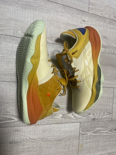 ballaholic × Asics Nova Surge Low "Vanilla/Mineral Brown"