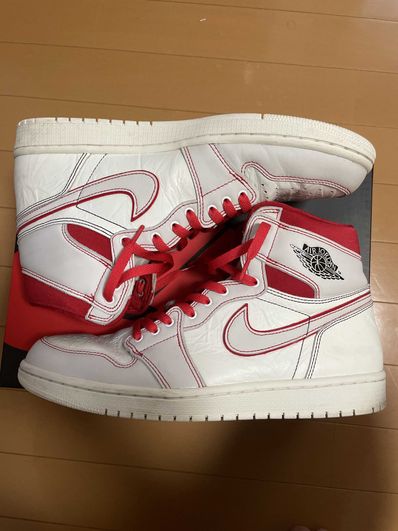 Nike Air Jordan 1 Retro High OG "Sail/University Red"