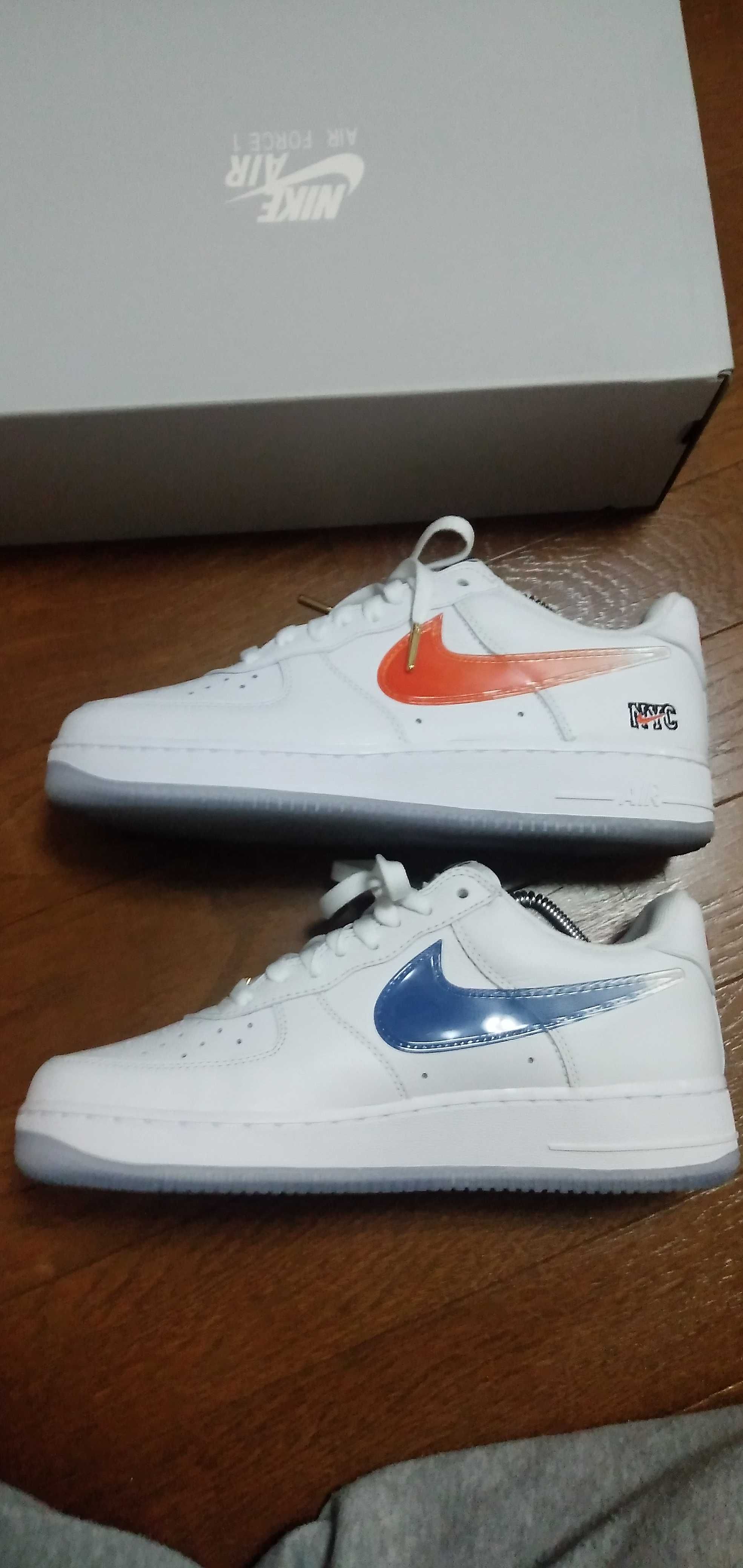 KITH × Nike Air Force 1 Low "White/Rush Blue/White/Brilliant Orange"