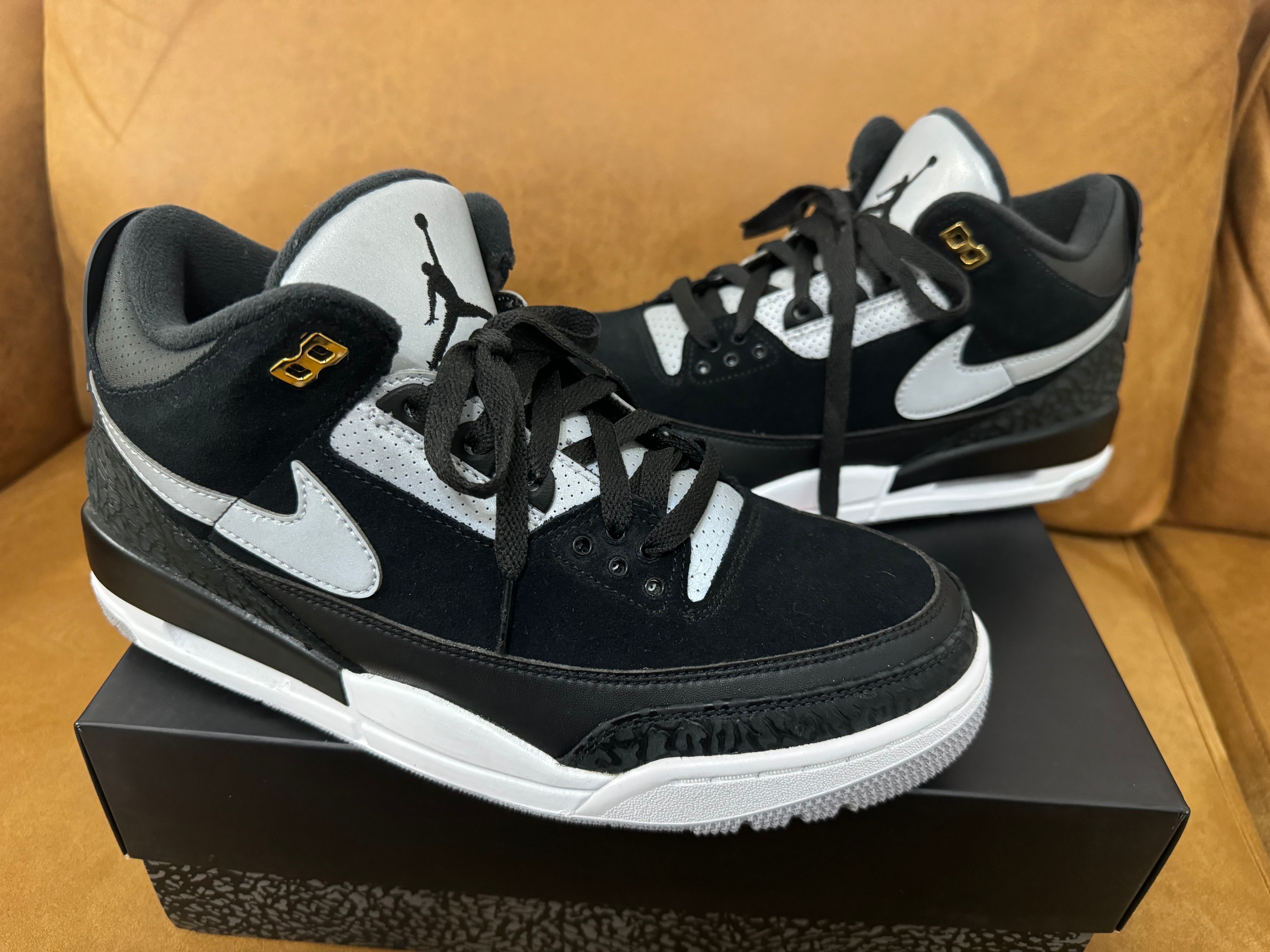 Nike Air Jordan 3 Retro Tinker "Black/Cement Grey"