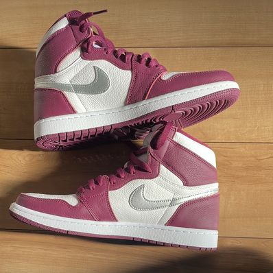 Nike Air Jordan 1 High OG "Bordeaux"