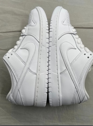 Nike SB Dunk Low Pro ISO "Triple White"