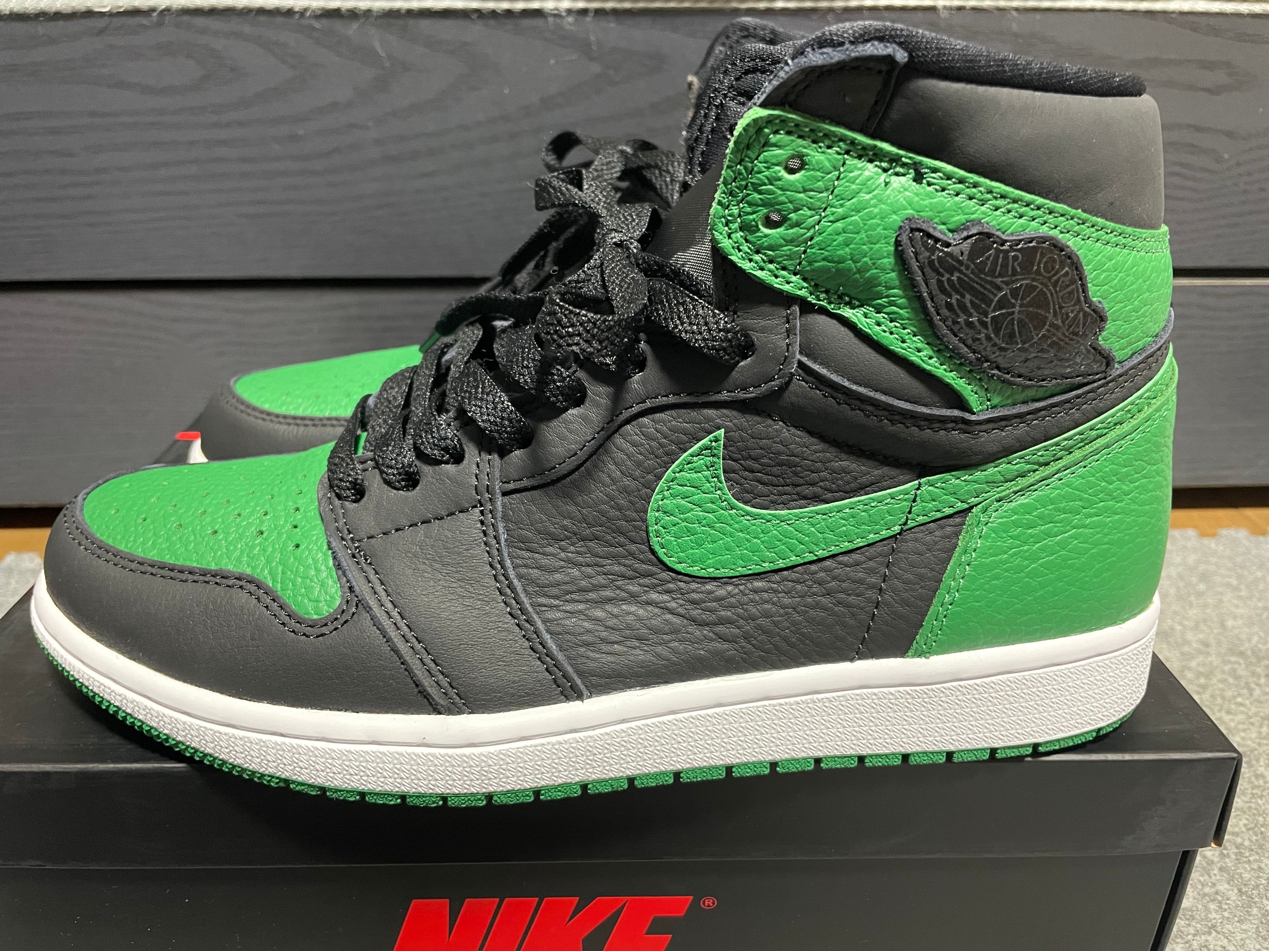 Nike Air Jordan 1 Retro High OG "Black/Pine Green" (2020)      