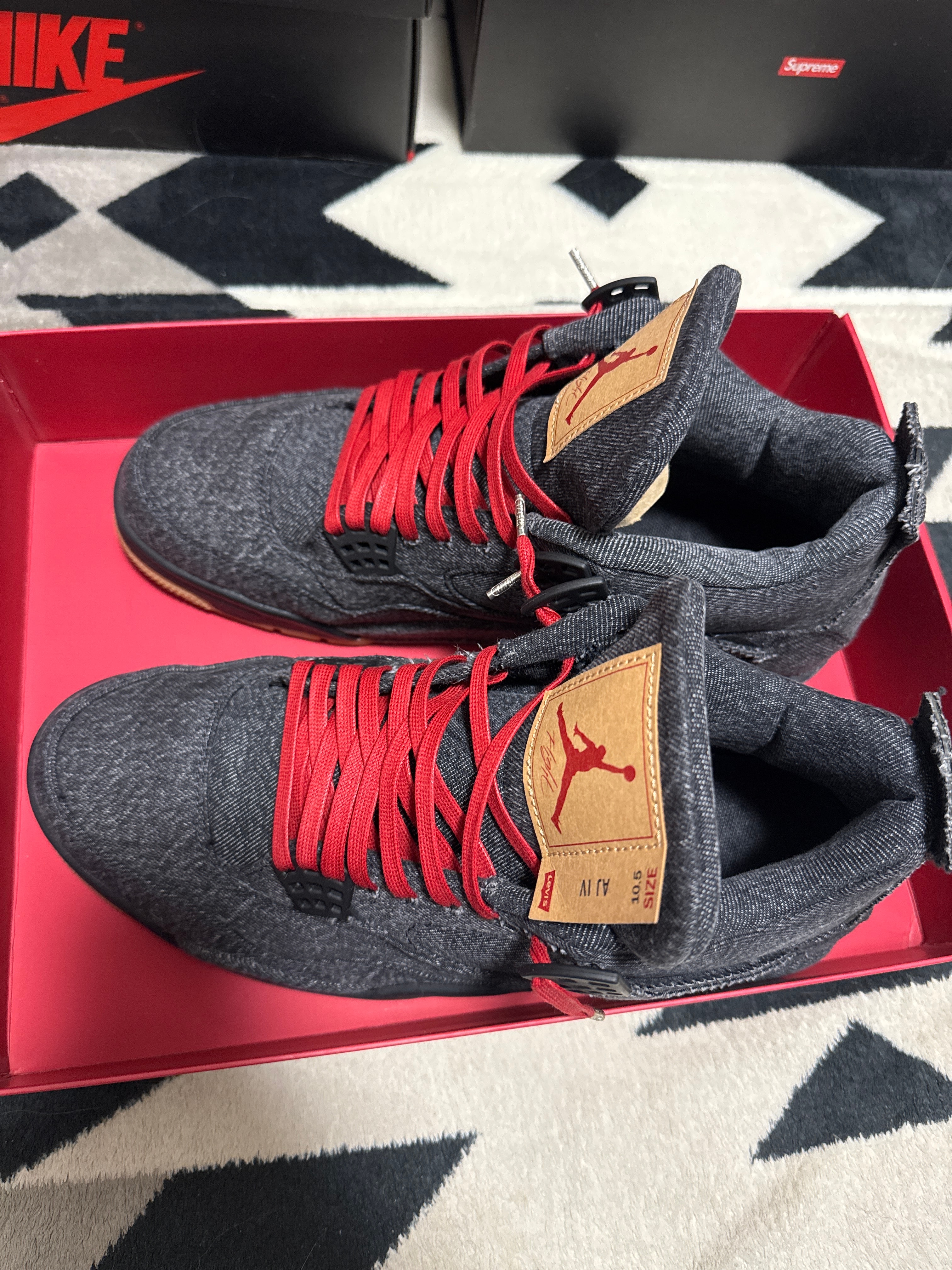 Nike × Levi's Air Jordan 4 "Black Denim" (Blank Tab)