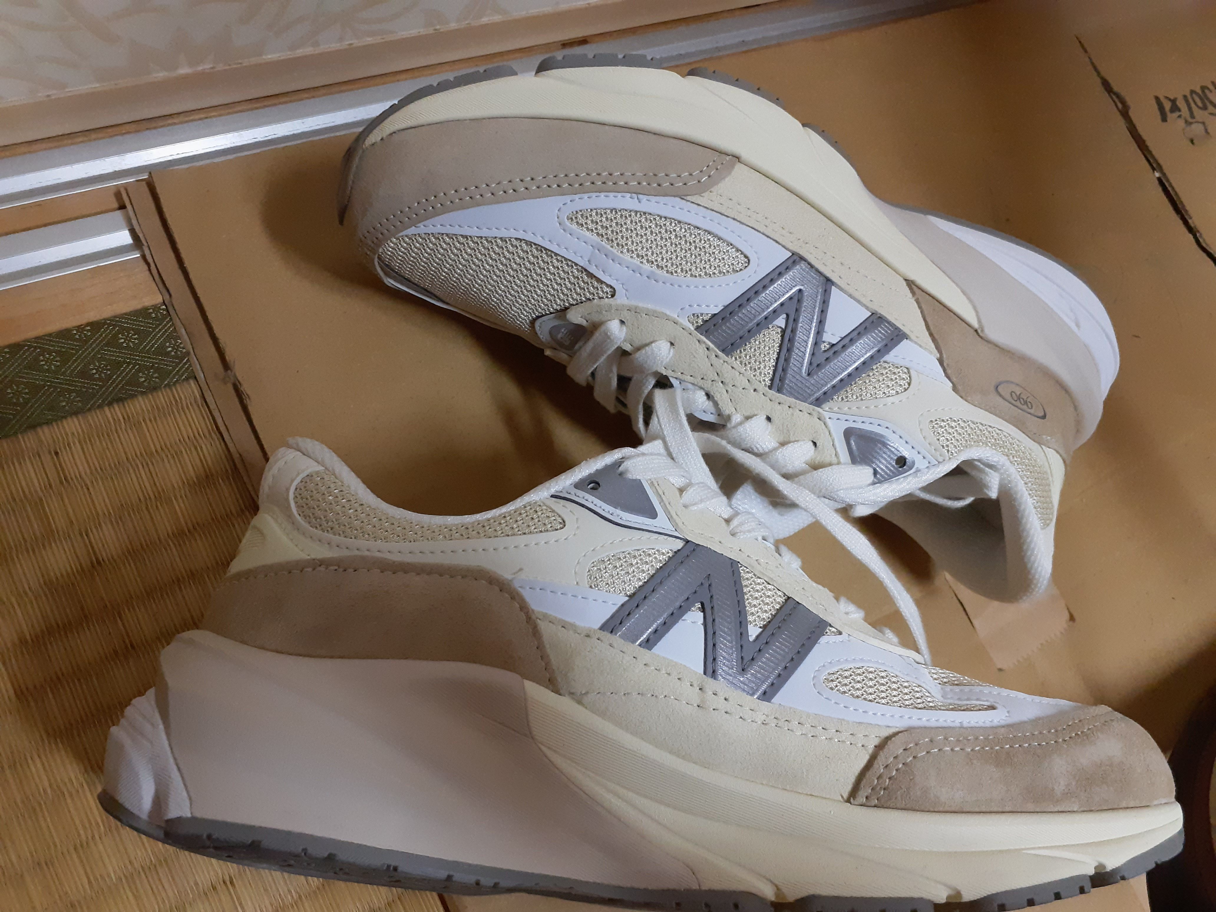 New Balance 990V6 "Beige"