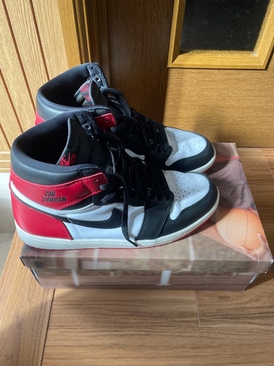Nike Air Jordan 1 Retro High OG "Black Toe Reimagined"