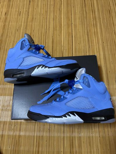 Nike Air Jordan 5 Retro SE "University Blue"