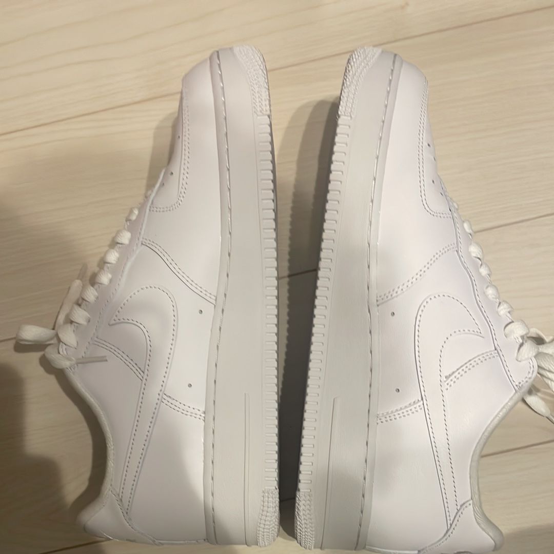Supreme × Nike Air Force 1 Low "White"