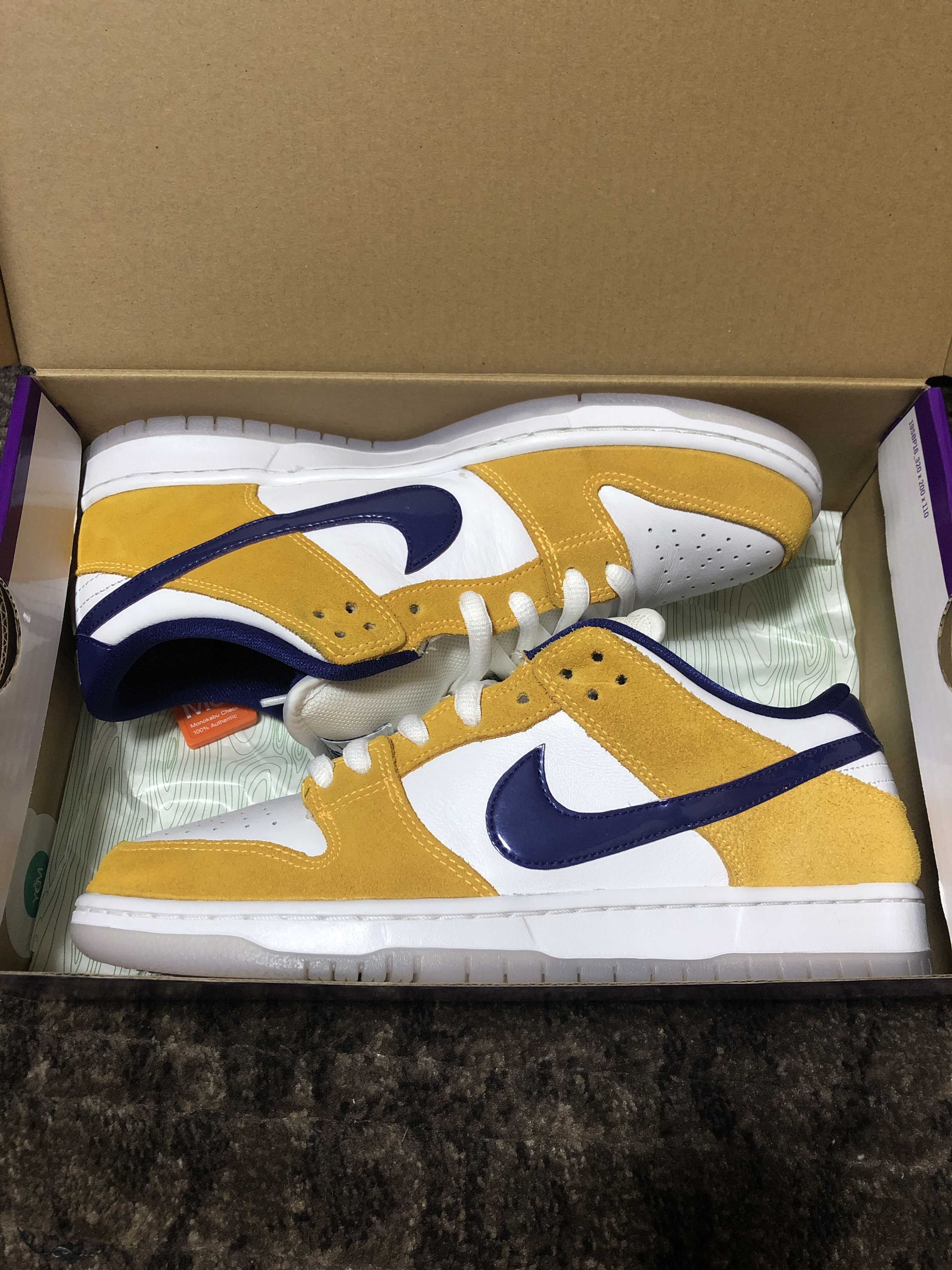 Nike SB Dunk Low "Laser Orange"