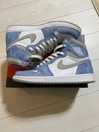 Nike Air Jordan 1 High OG "Hyper Royal"