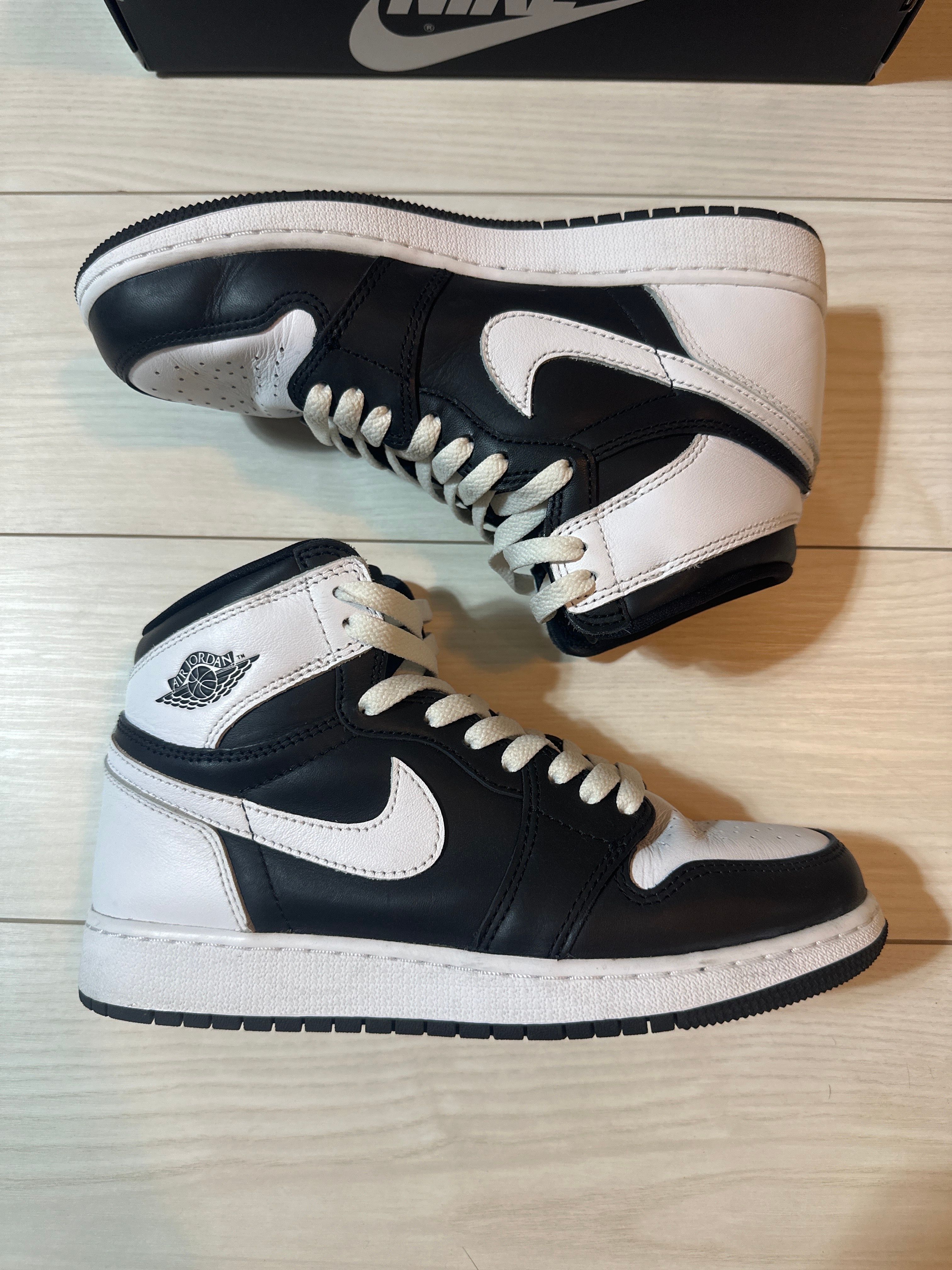 Nike Air Jordan 1 Retro High OG "Black/White"