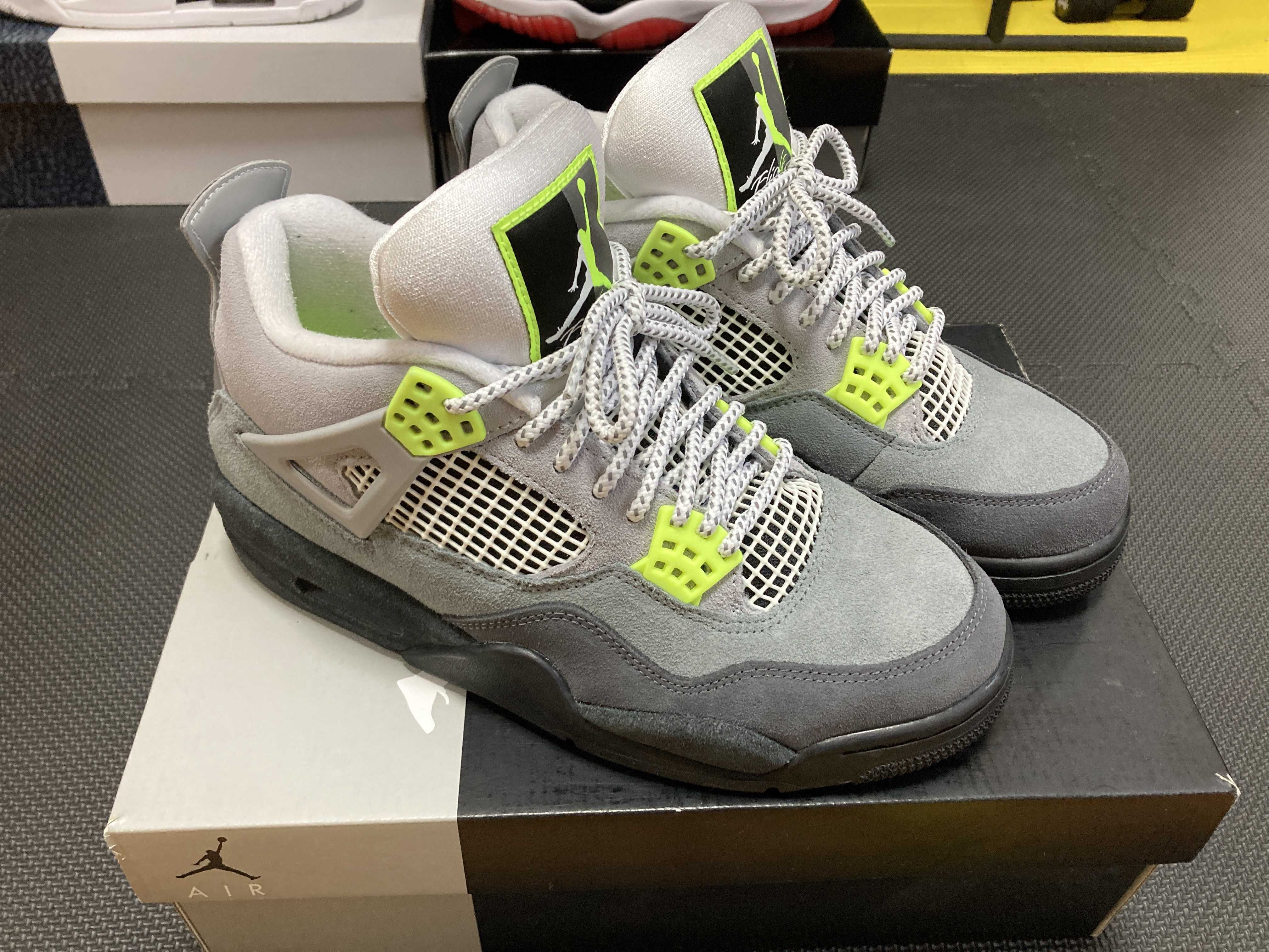 NIKE AIR JORDAN 4 RETRO LE "NEON"