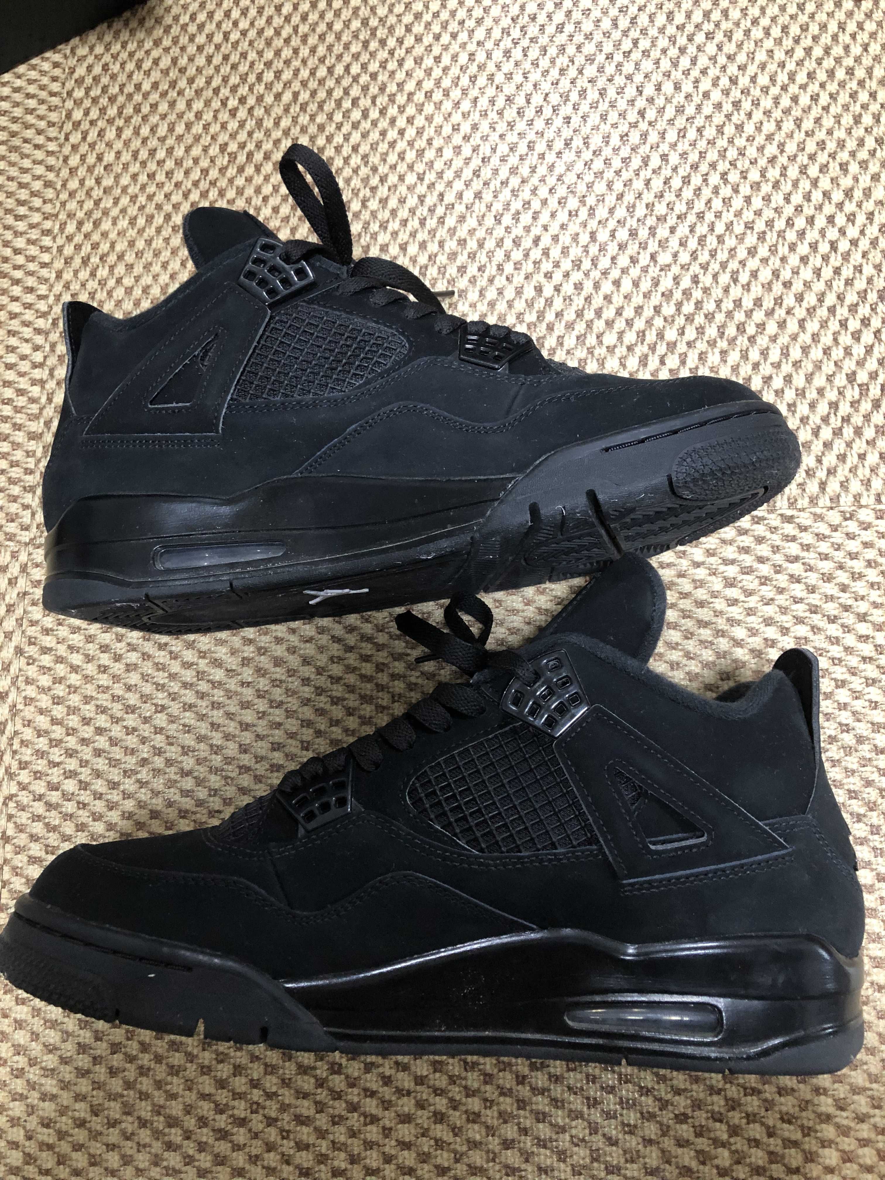 Nike Air Jordan 4 "Black Cat"