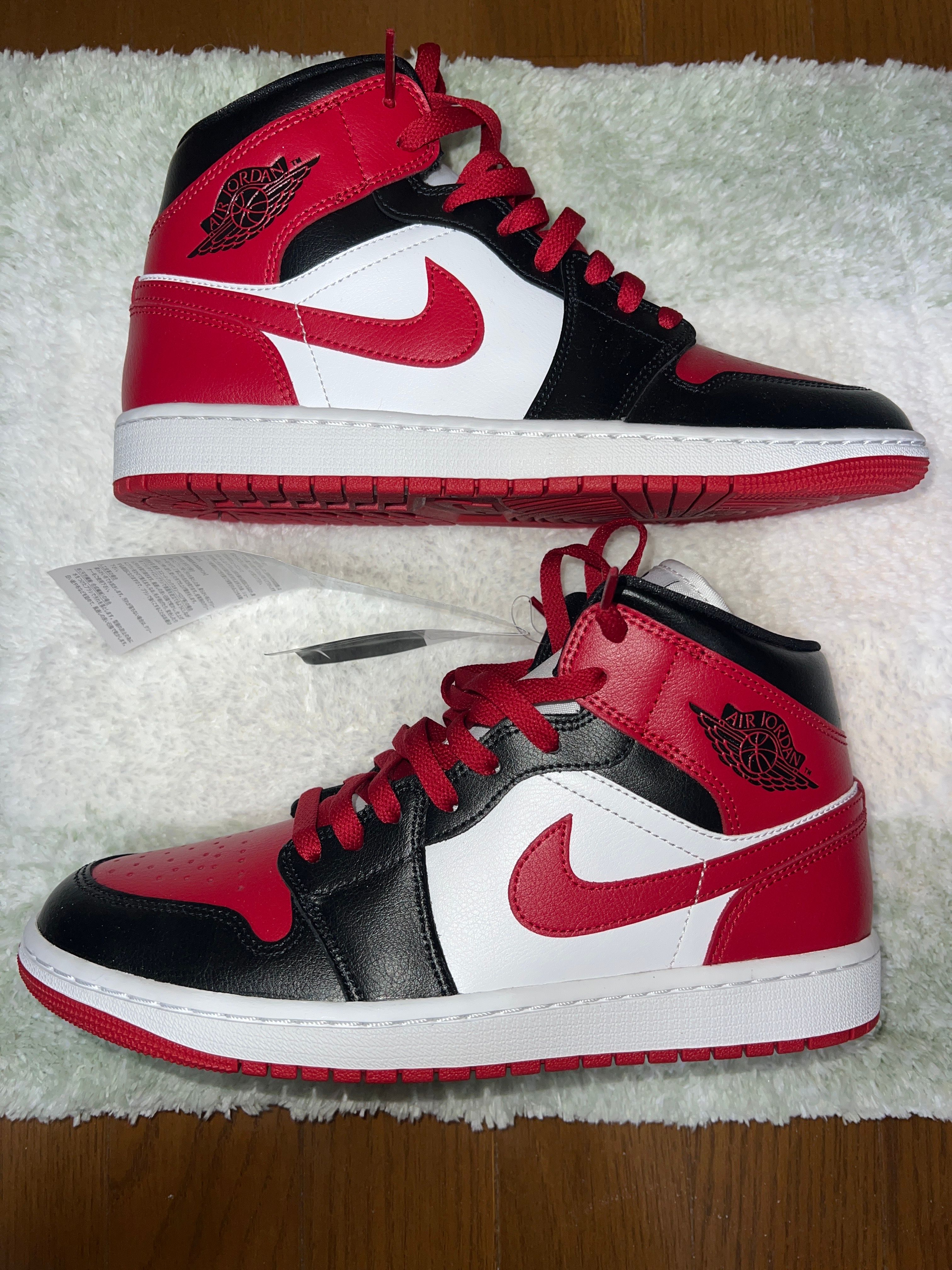 Nike Women's Air Jordan 1 Mid "Bred Toe"