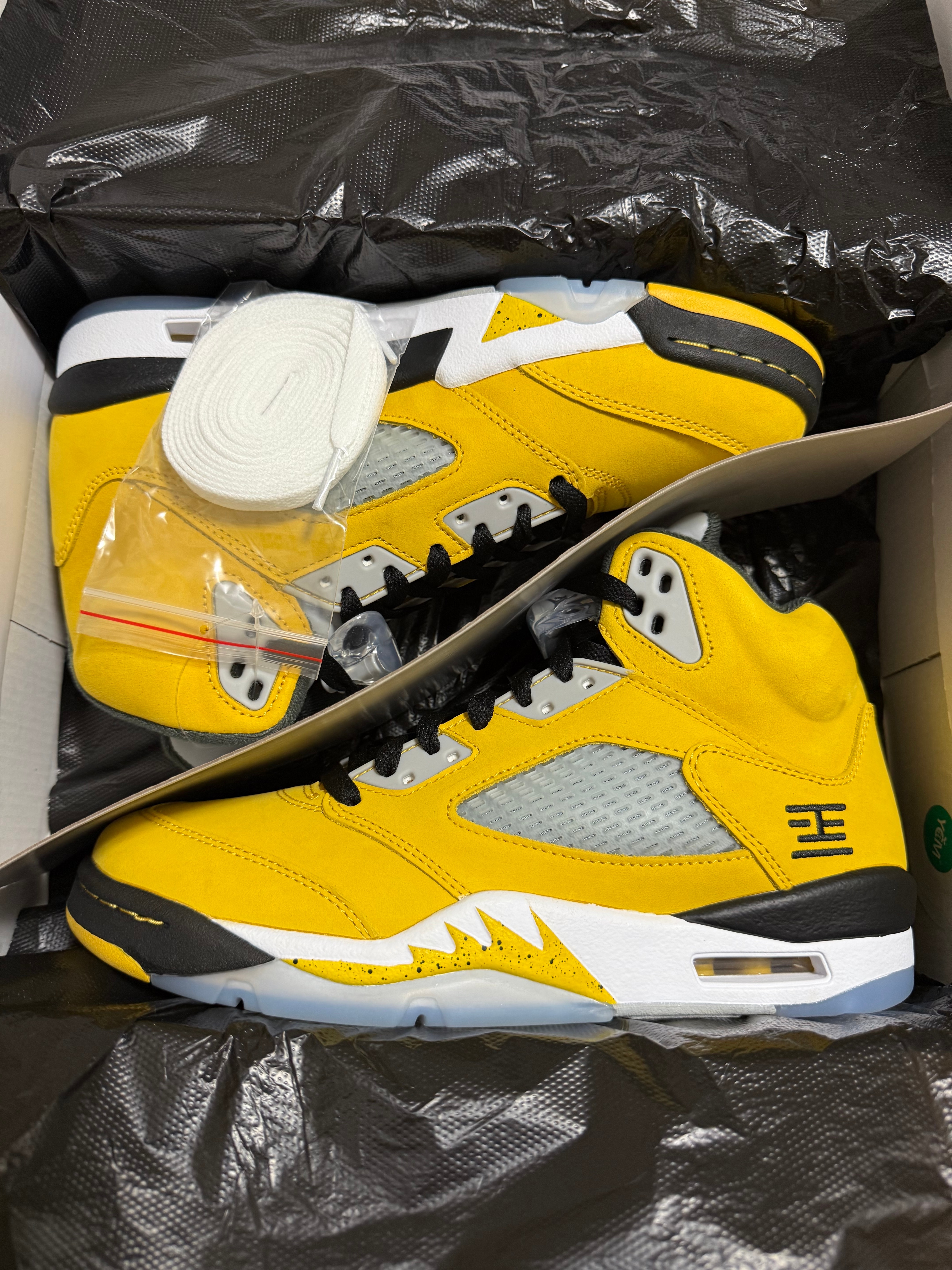 ナイキ エアジョーダン5 レトロ "トーキョー23" (2025)