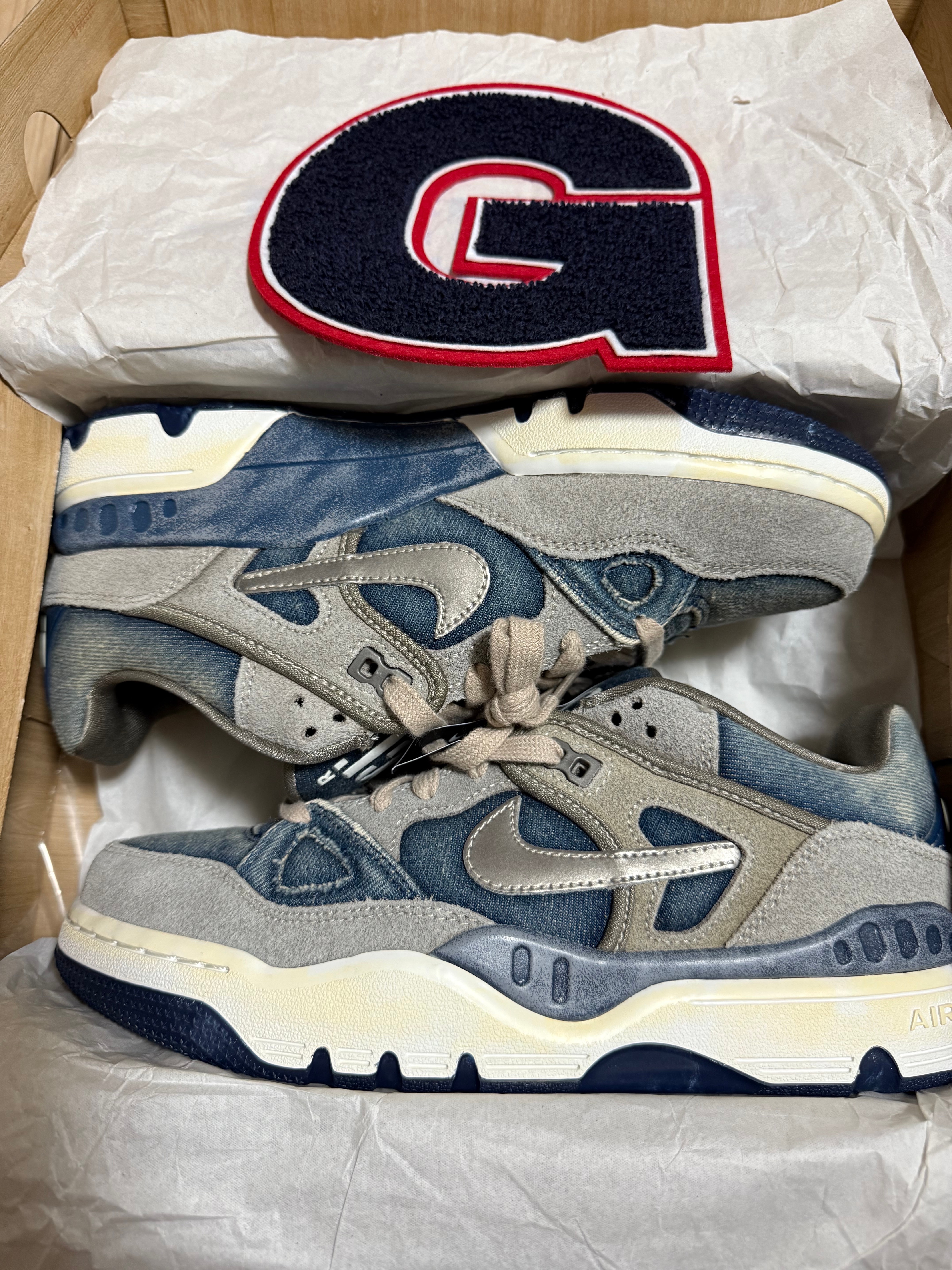 ニゴー × リーバイス × ナイキ エアフォース3 ロー "オリーブグレー" (NIGOヒールロゴ) (リーバイスタブ)