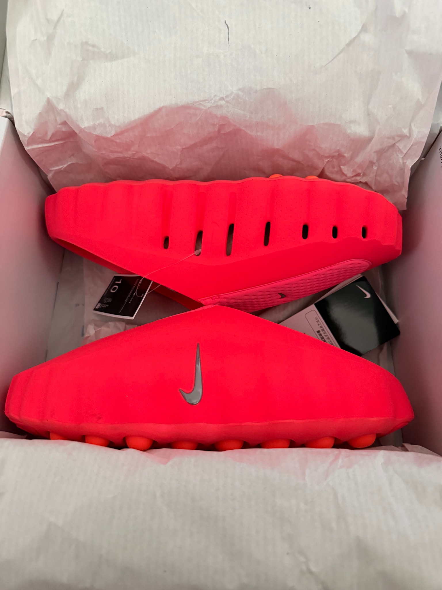 Nike Mind 001 Mules "Solar Red/Hyper Crimson"