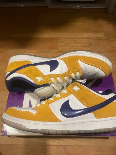 Nike SB Dunk Low "Laser Orange"