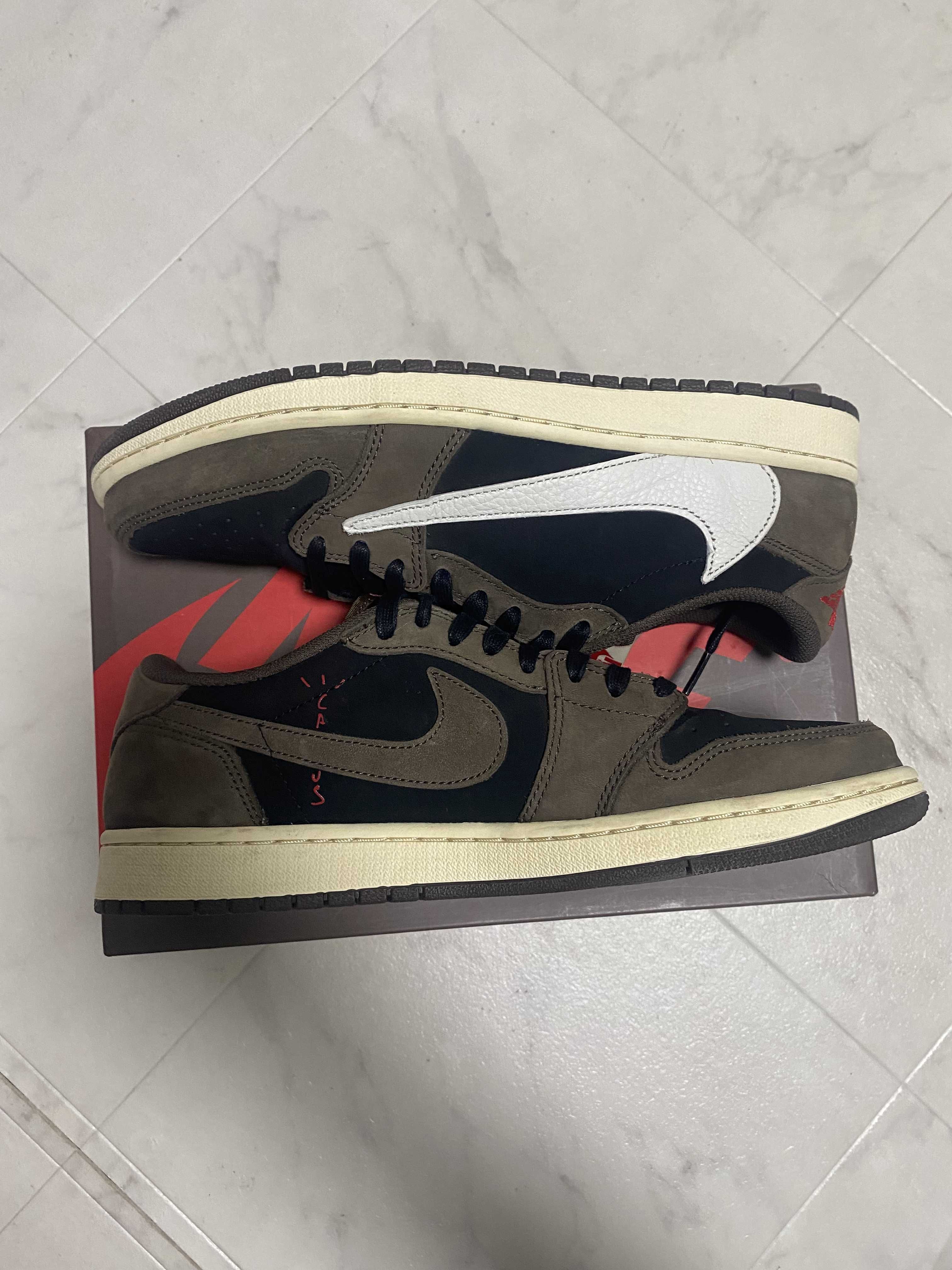 Travis Scott × Nike Air Jordan 1 Low OG SP-T "Black/Dark Mocha"