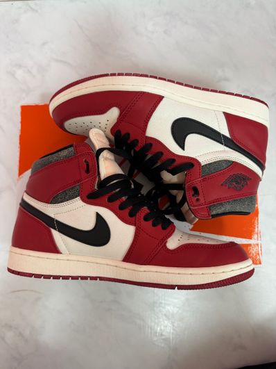 Nike Air Jordan 1 High OG "Lost & Found/Chicago"