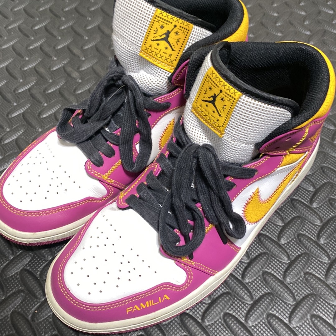 Nike Air Jordan 1 Mid "Dia De Muertos"