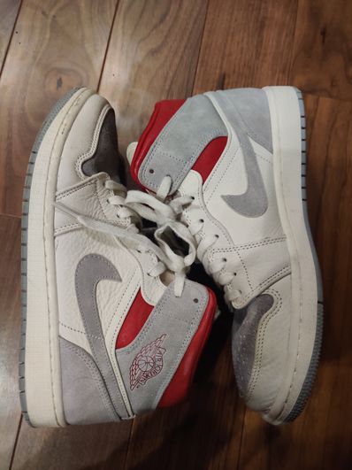 SNS×NIKE AIR JORDAN 1 MID "GREY/RED"