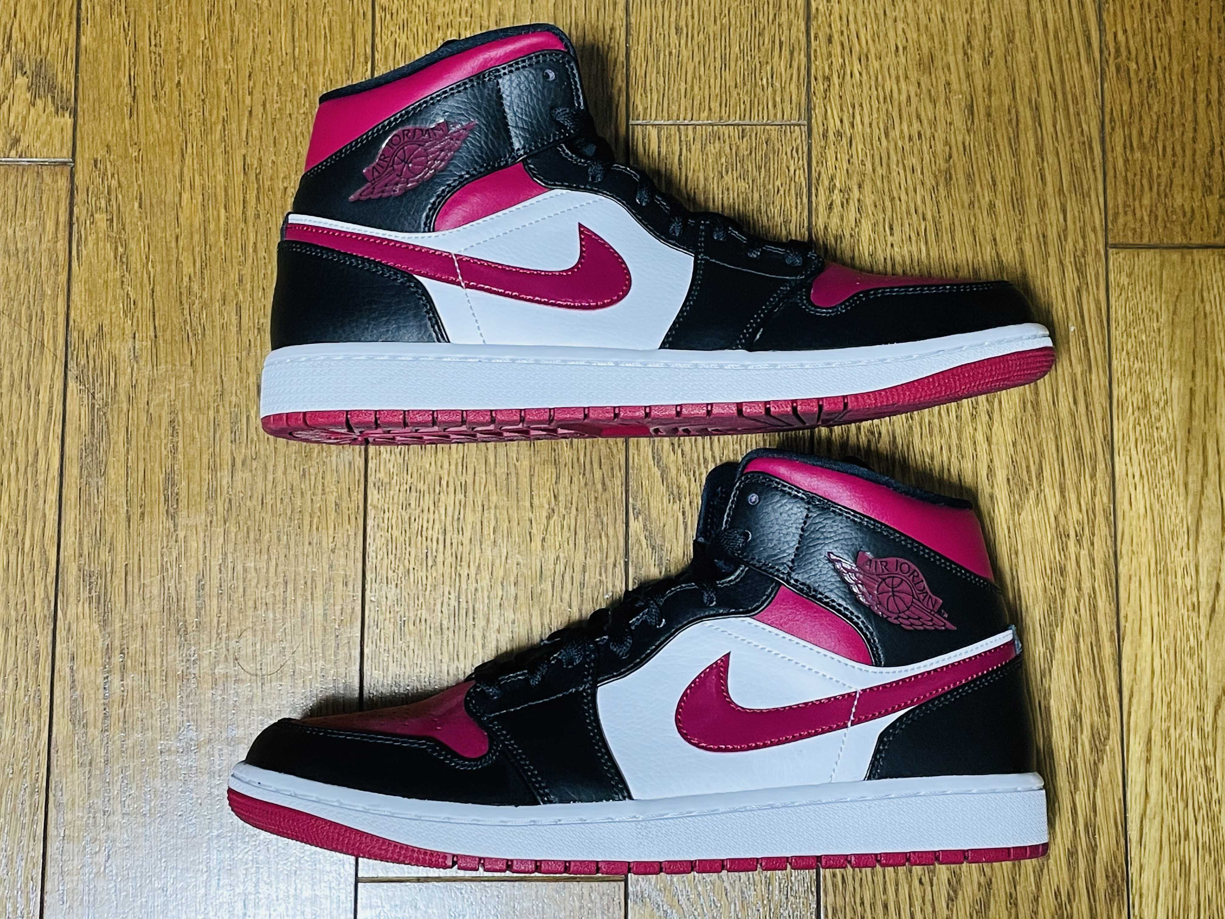 NIKE AIR JORDAN 1 MID "BLACK/RED/WHITE"