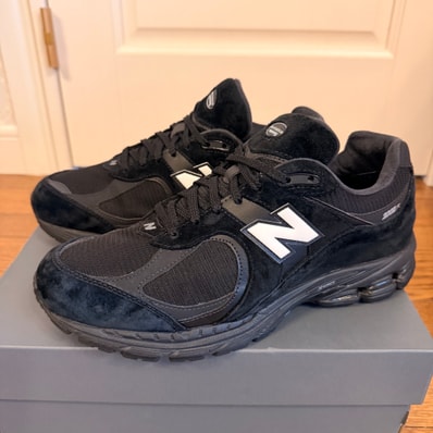 New Balance 2002R GORE-TEX "Black/White"