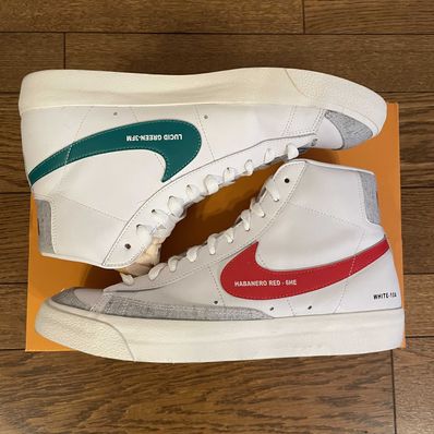 NIKE WMNS MID BLAZER 77