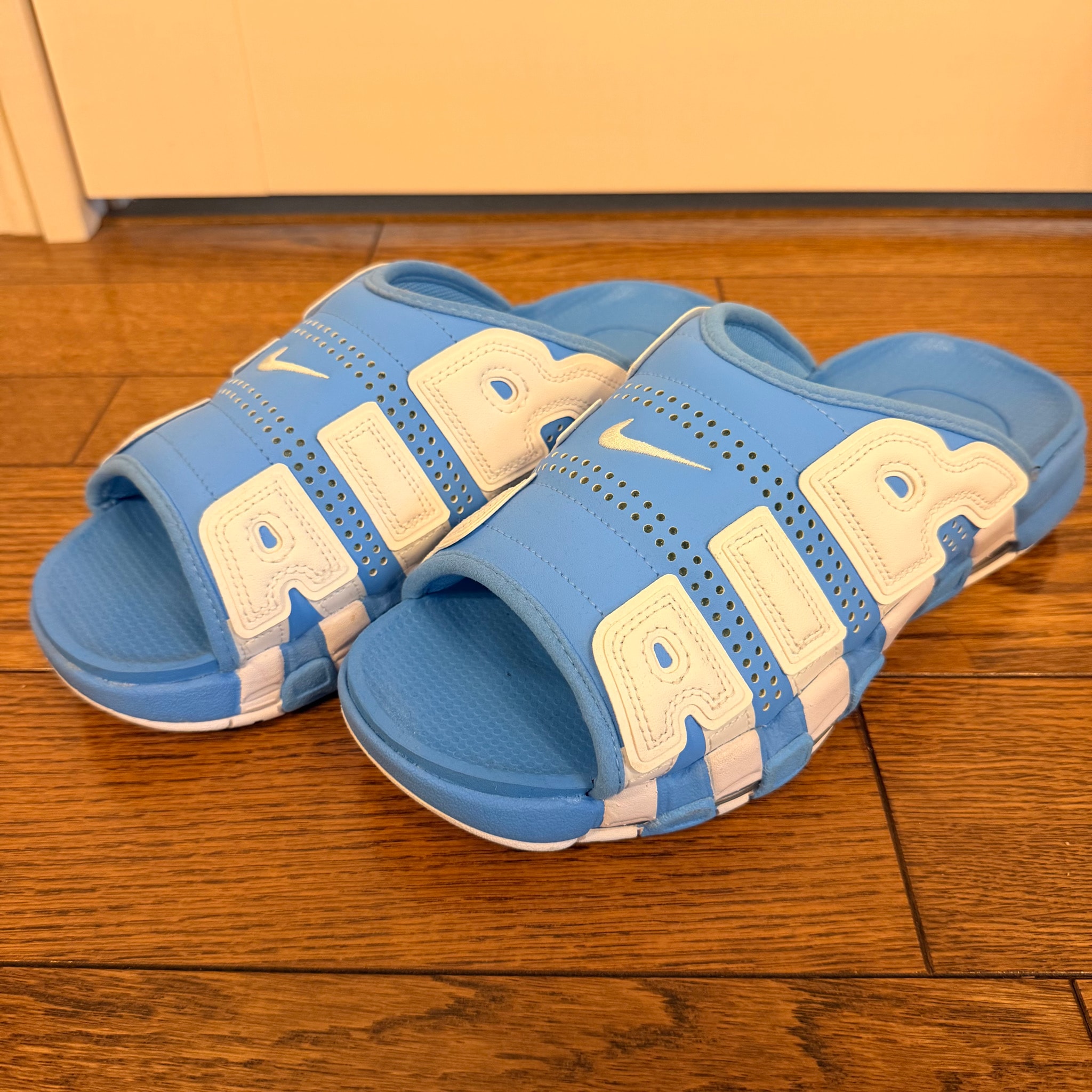 Nike Air More Uptempo Slide "University Blue" (FD9883-400/FD9884-400)
