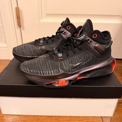Nike GT Jump 2 "Black/Anthracite/Picante Red/Metallic Black"