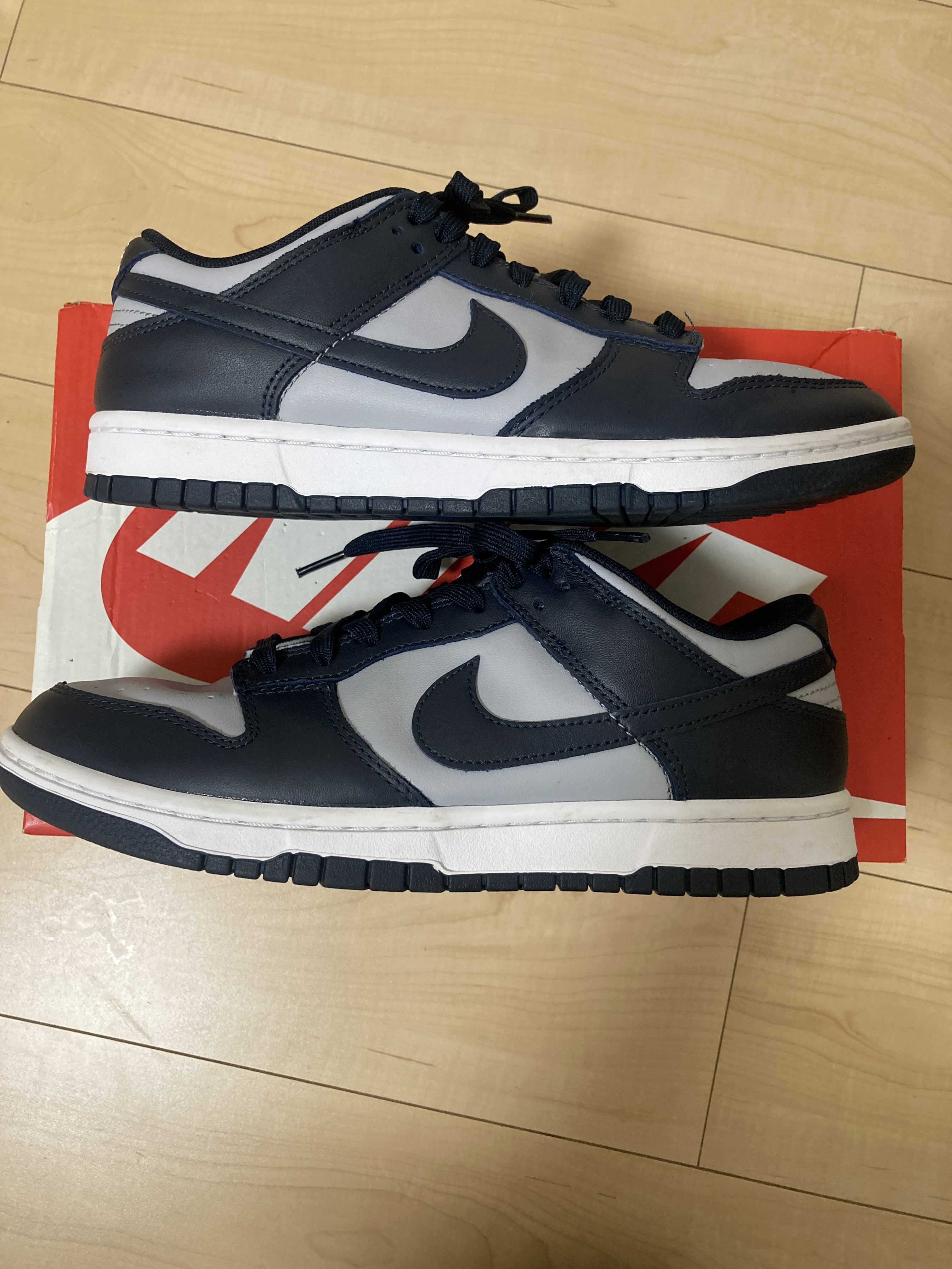 Nike Dunk Low "Championship Grey"