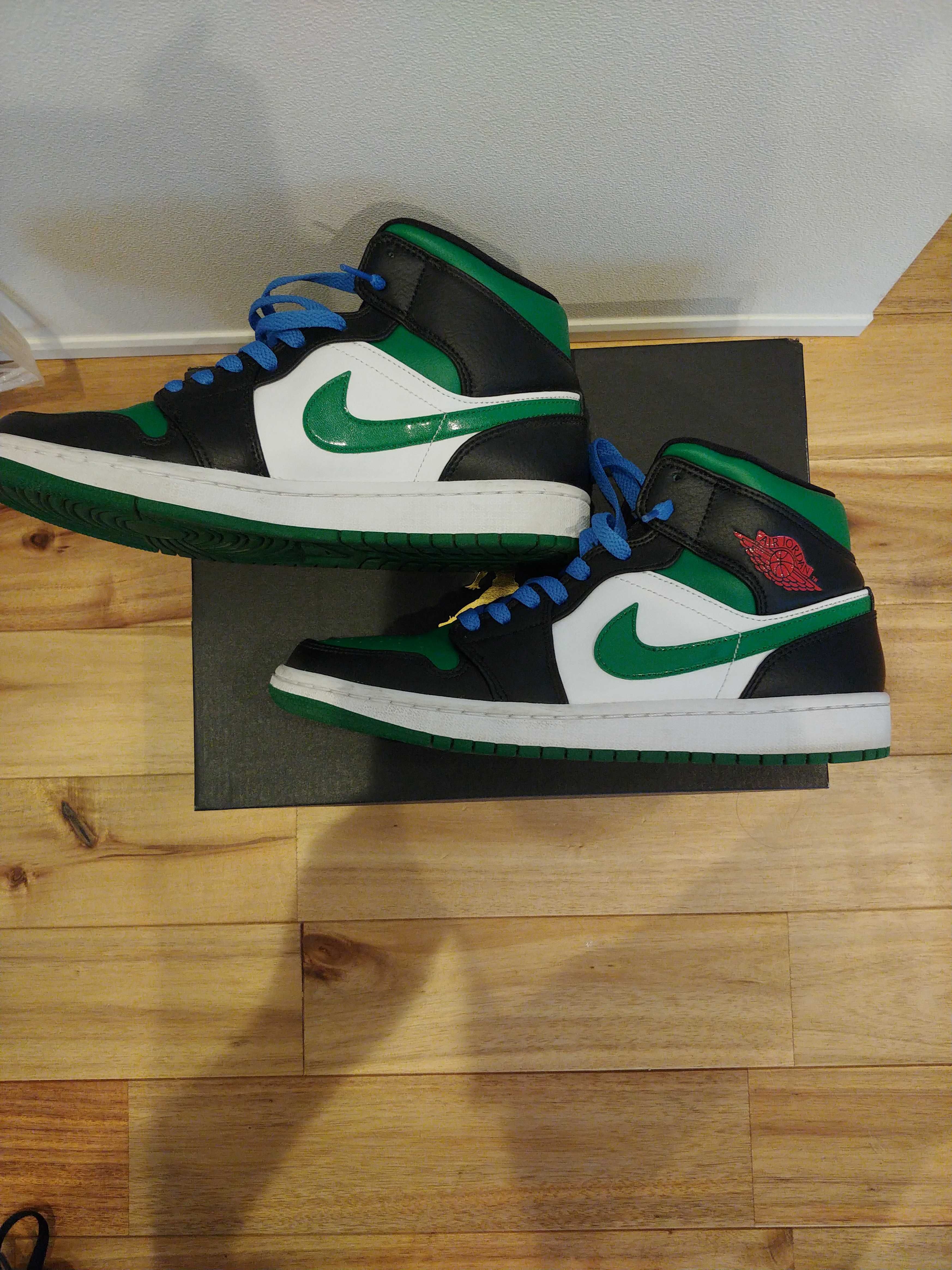 NIKE AIR JORDAN 1 MID "PINE GREEN"
