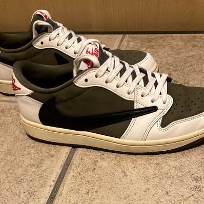 Travis Scott × Nike Air Jordan 1 Low OG SP "Reverse Olive"