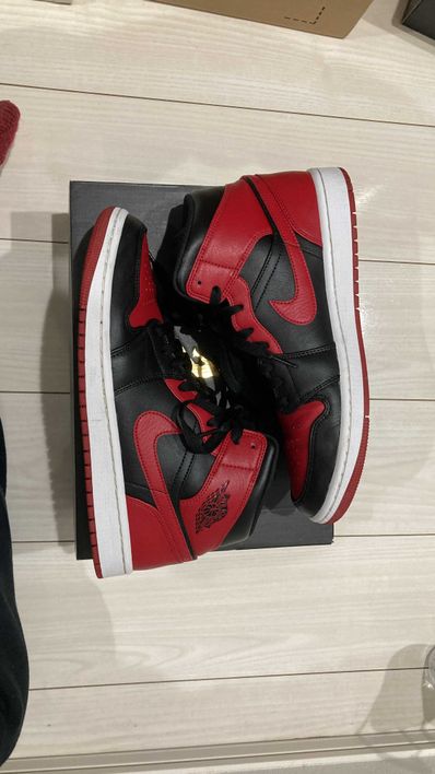 Nike Air Jordan 1 Mid "Bred"