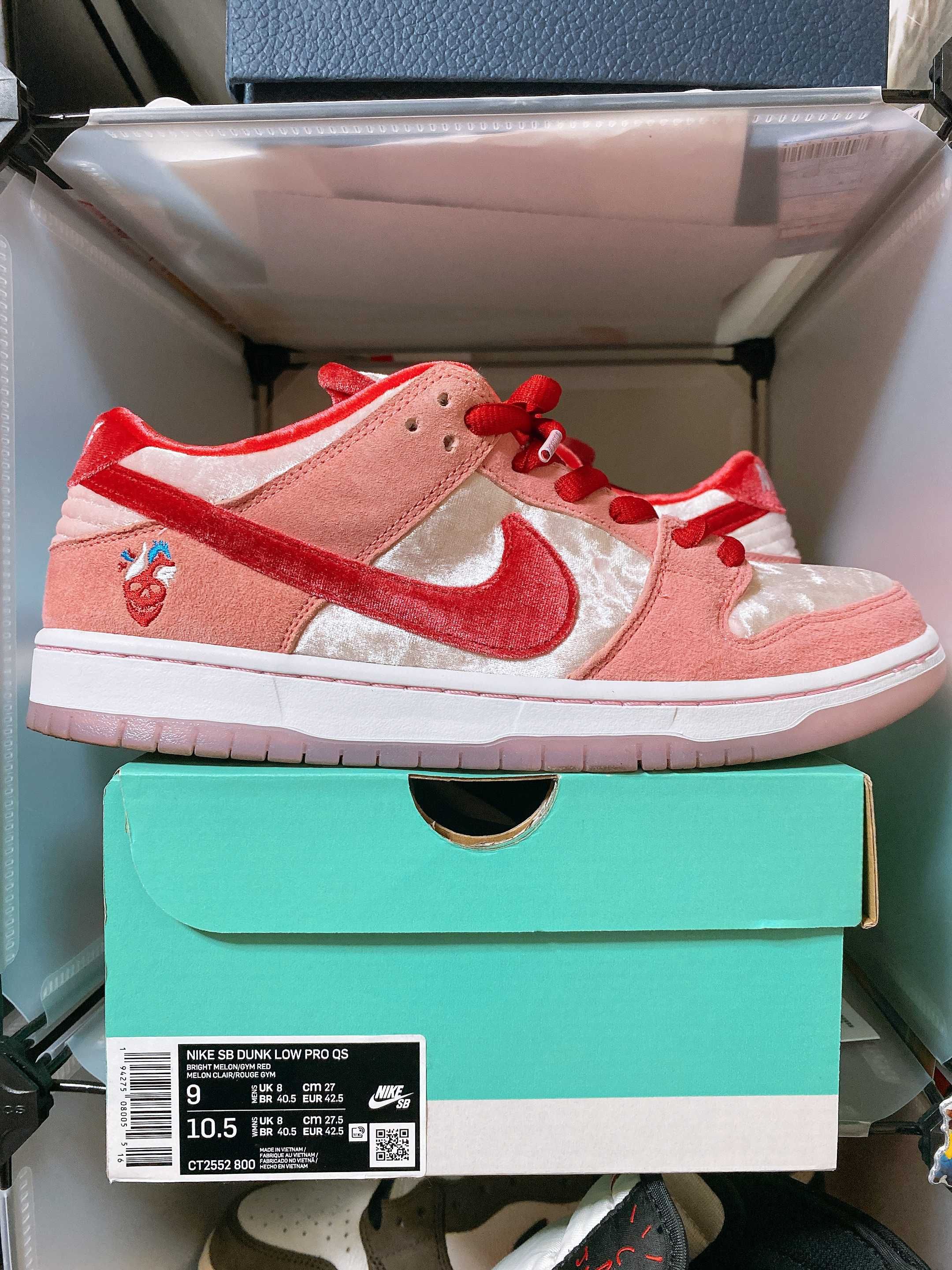 Strangelove × Nike SB Dunk Low "Valentine’s Day"