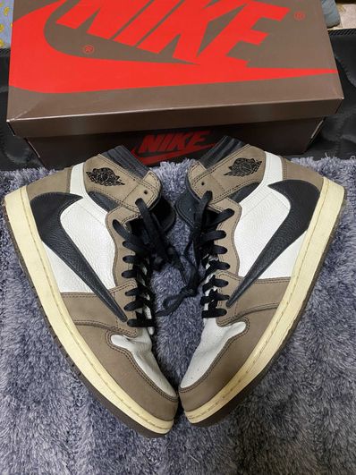 Travis Scott × Nike Air Jordan 1 Retro High OG TS SP "Sail/Dark Mocha"