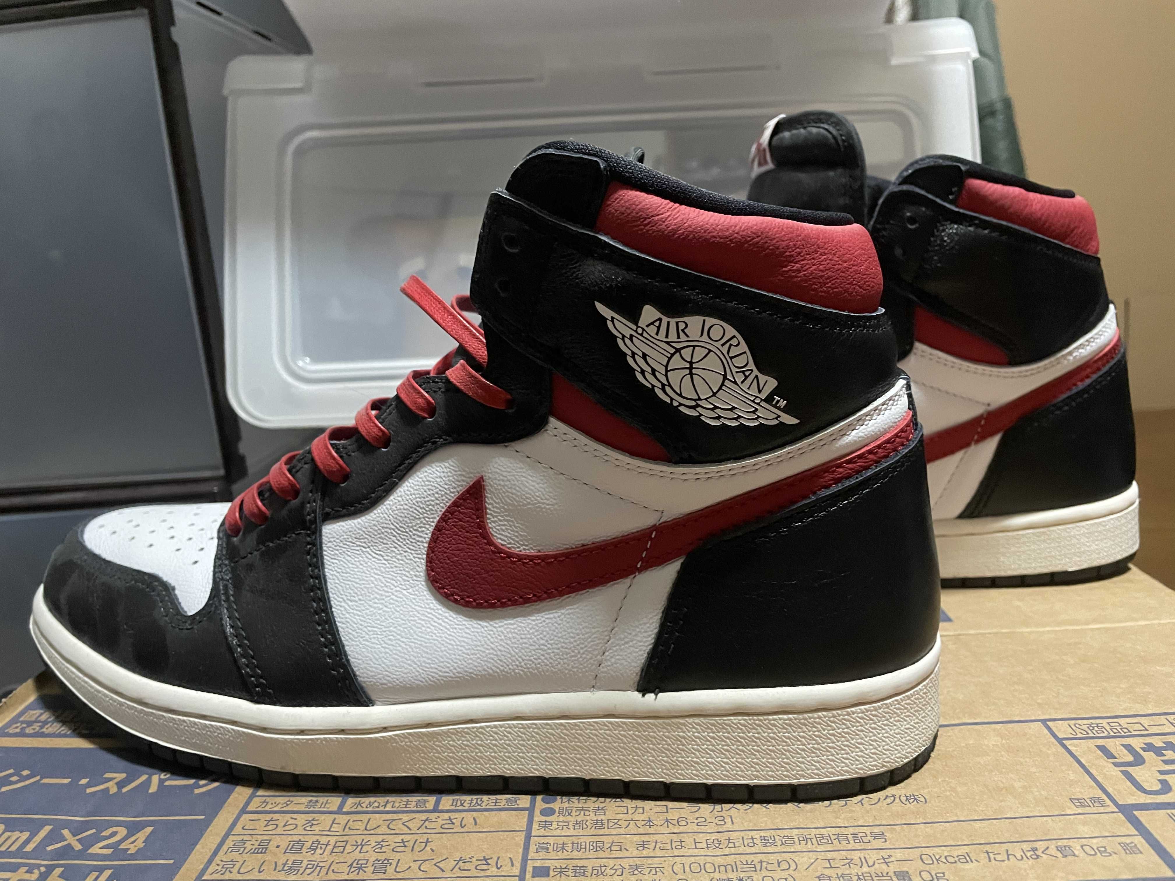 Nike Air Jordan 1 Retro High "Black/White/Sail/Gym Red"