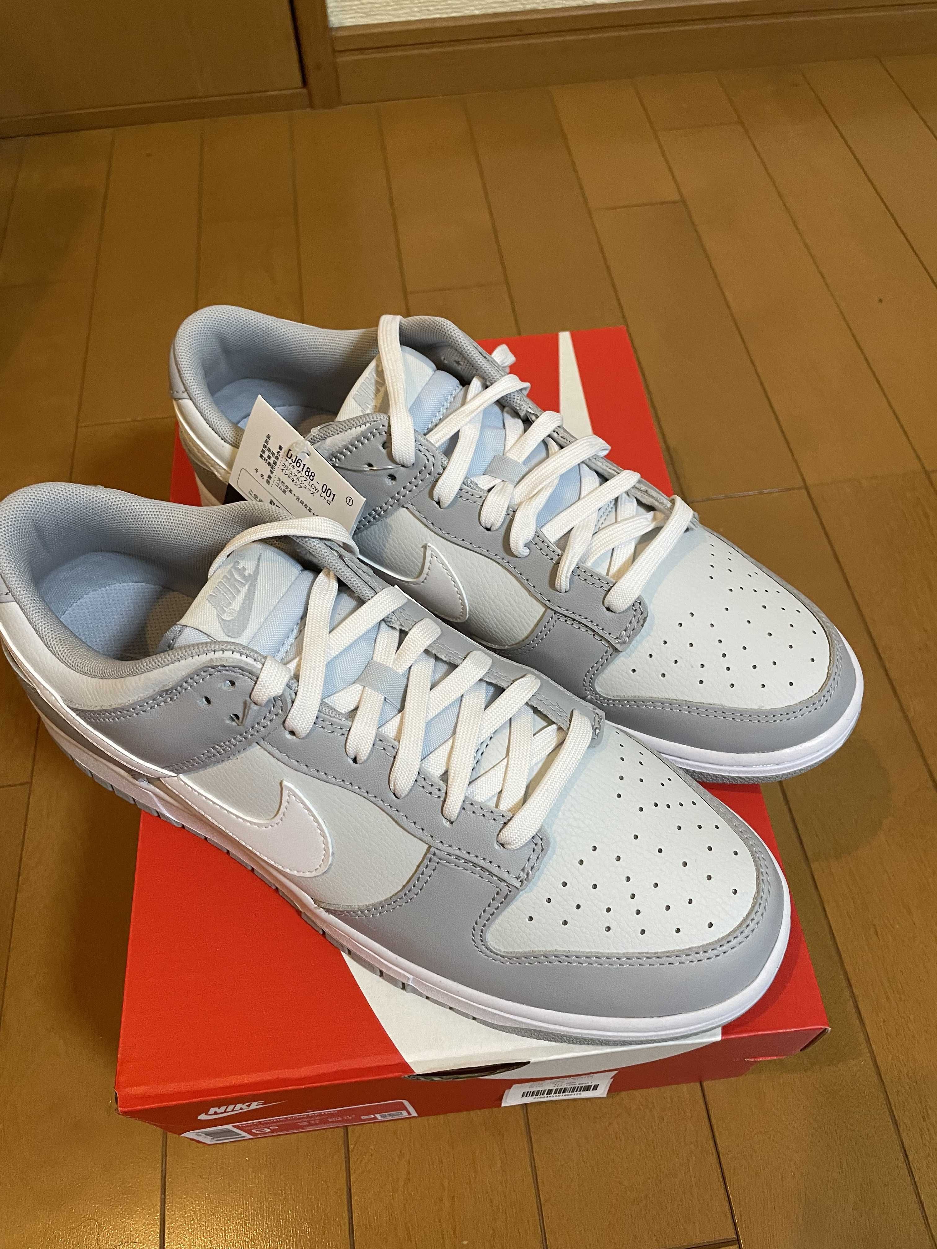 Nike Dunk Low "Pure Platinum/White/Wolf Gray"