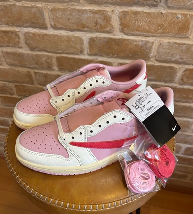 Travis Scott × Nike Air Jordan 1 Retro Low OG "Sail/Tropical Pink"