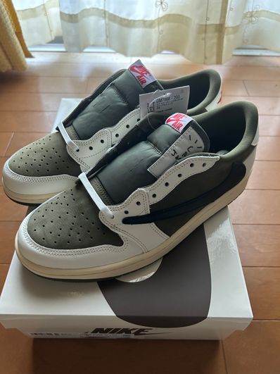 Travis Scott × Nike Air Jordan 1 Low OG SP "Reverse Olive"