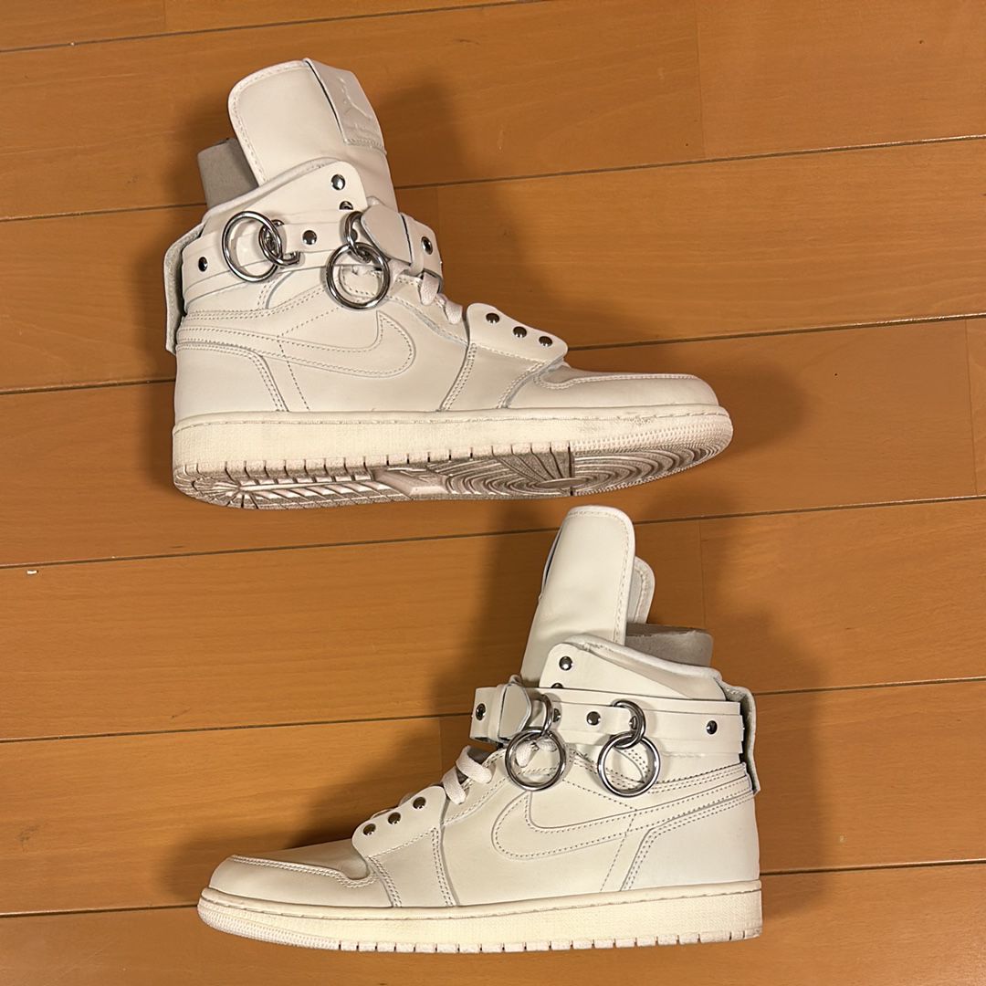 COMME des GARÇONS × Nike Air Jordan 1 High "White"