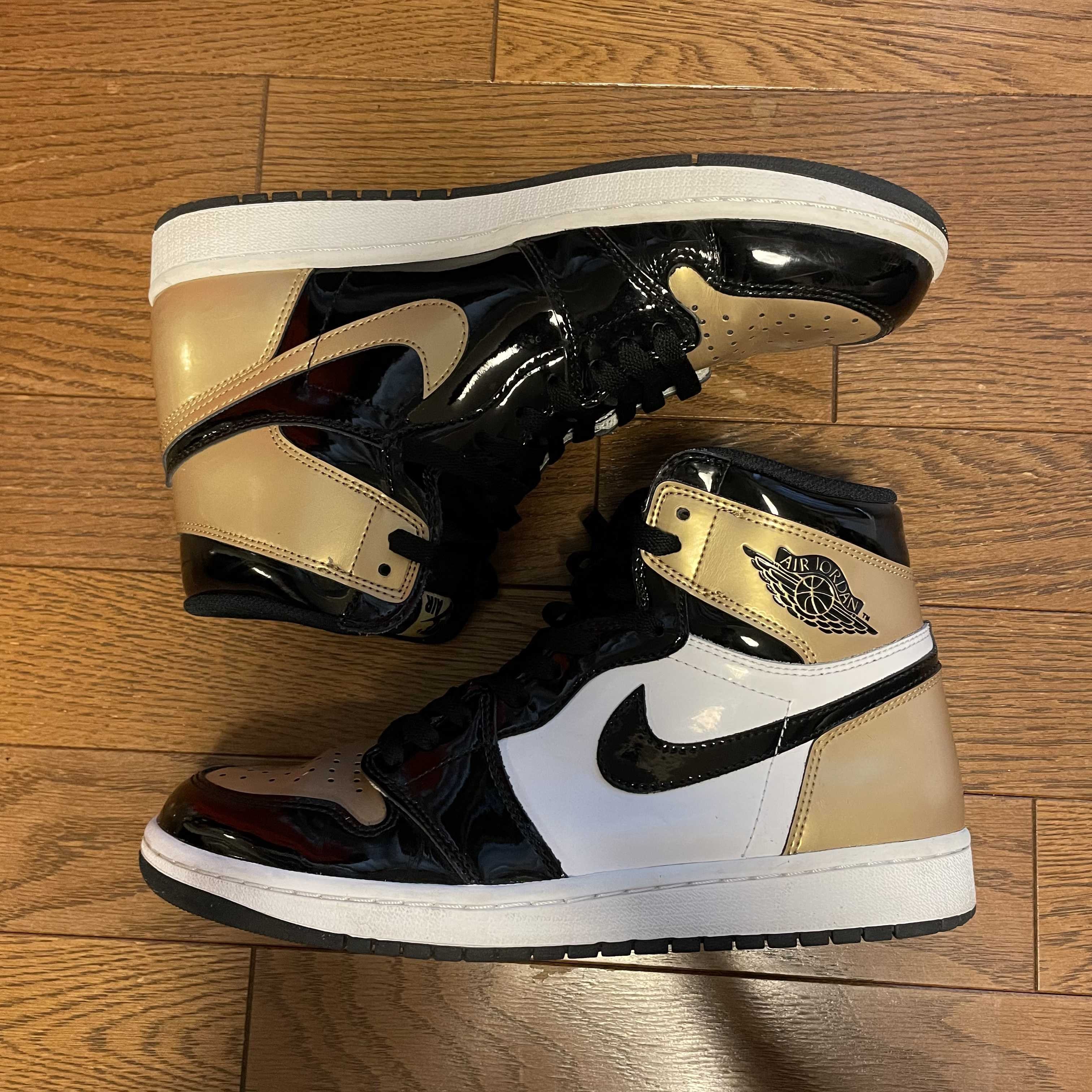 Nike Air Jordan 1 Retro High OG NRG "Gold Toe"