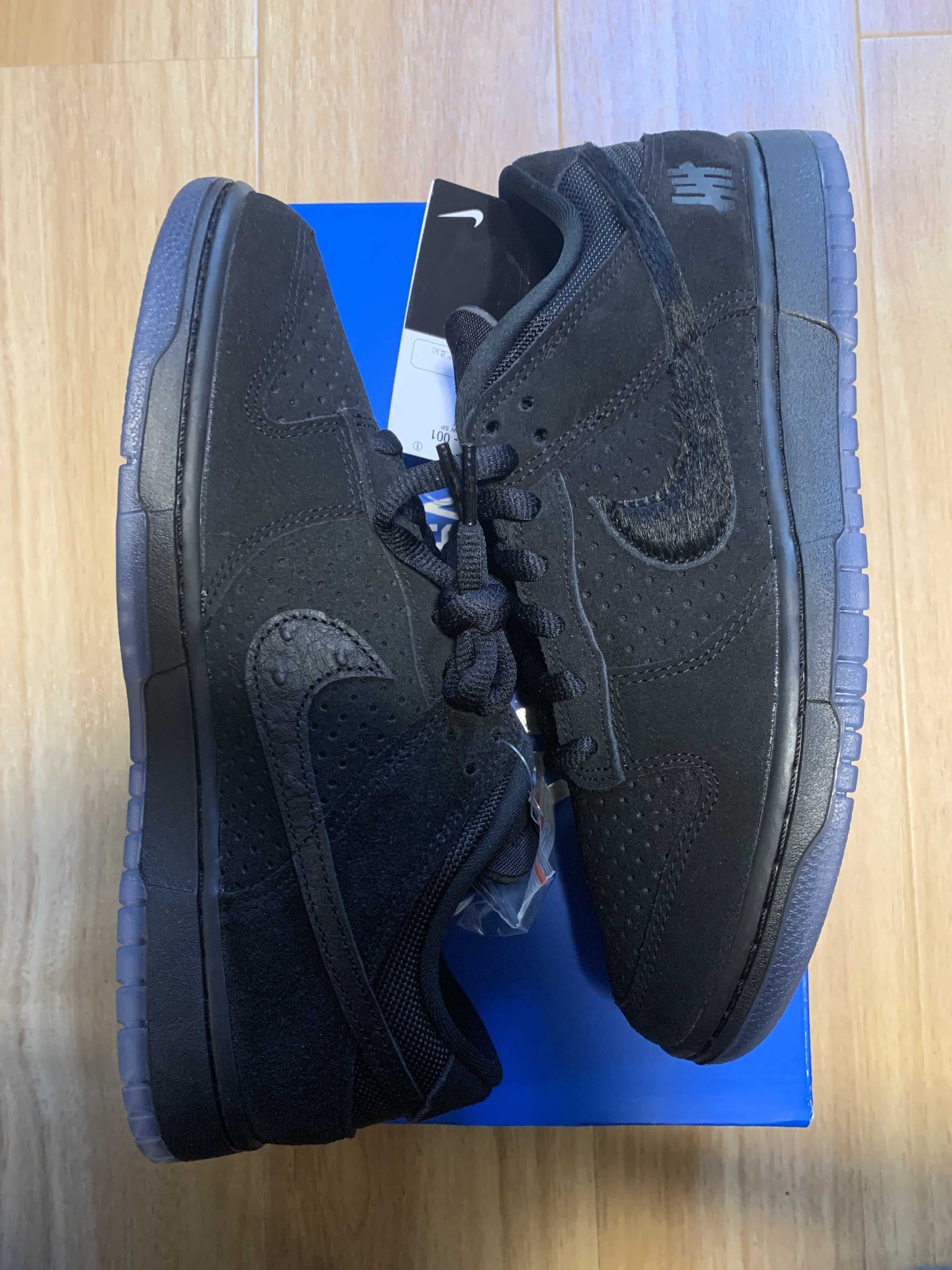 UNDEFEATED × Nike Dunk Low SP "5 ON IT"