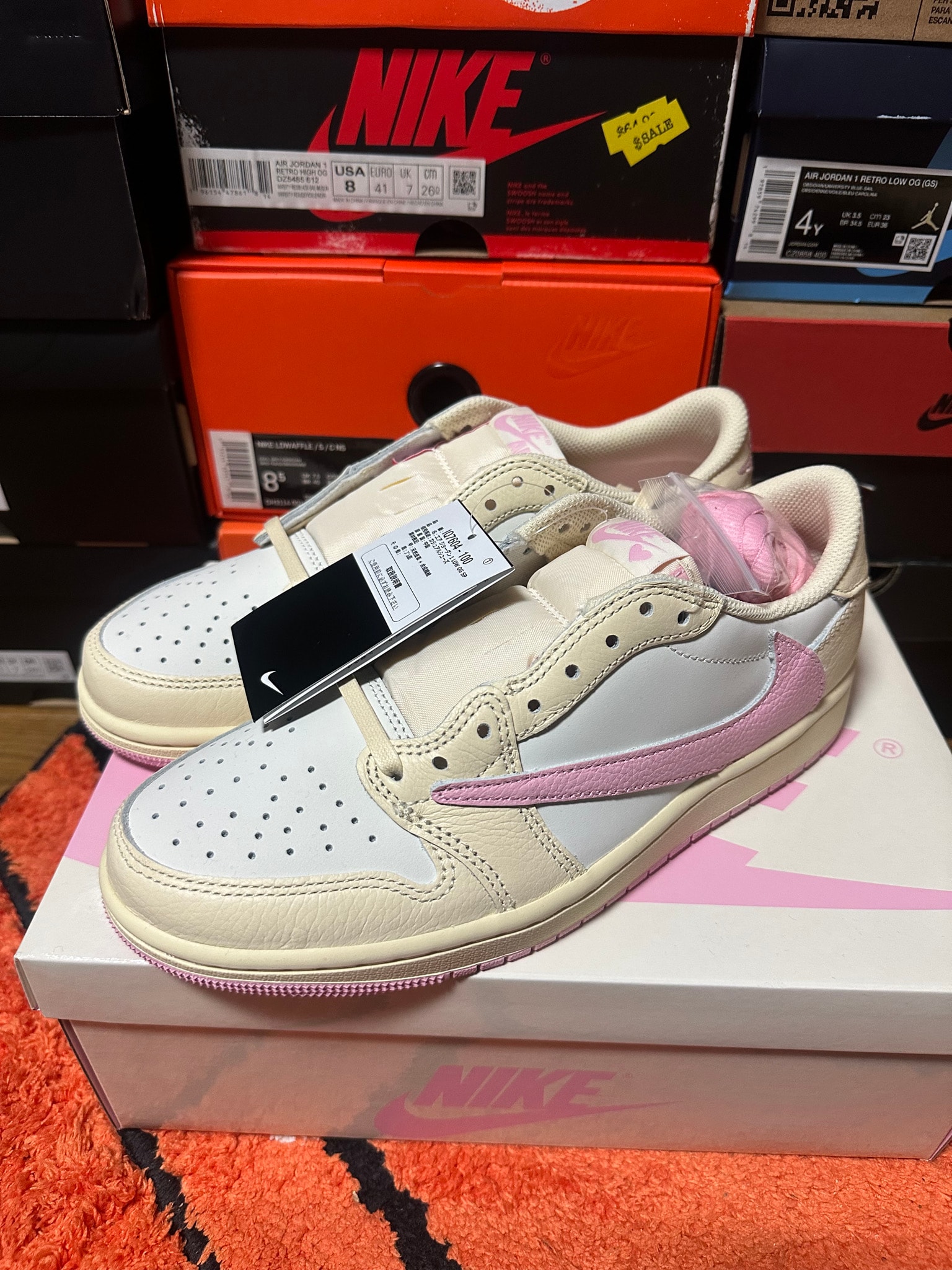 Travis Scott × Nike Air Jordan 1 Retro Low OG "Muslin/Shy Pink"