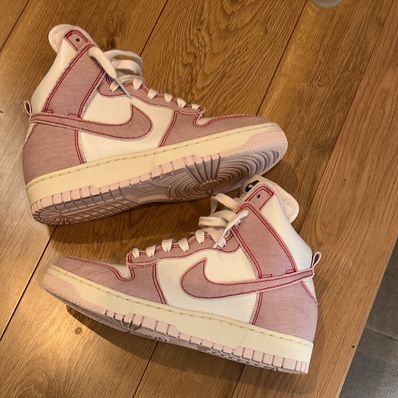 Nike Dunk High 1985 "Barely Rose"