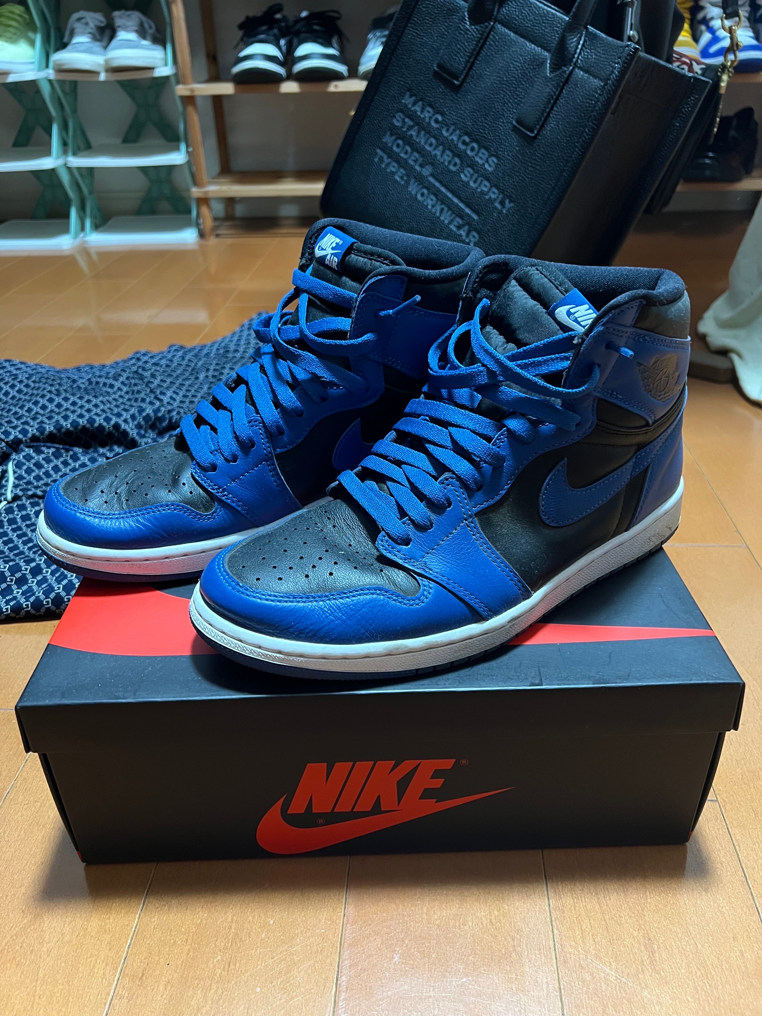 Nike Air Jordan 1 Retro High OG "Dark Marina Blue"
