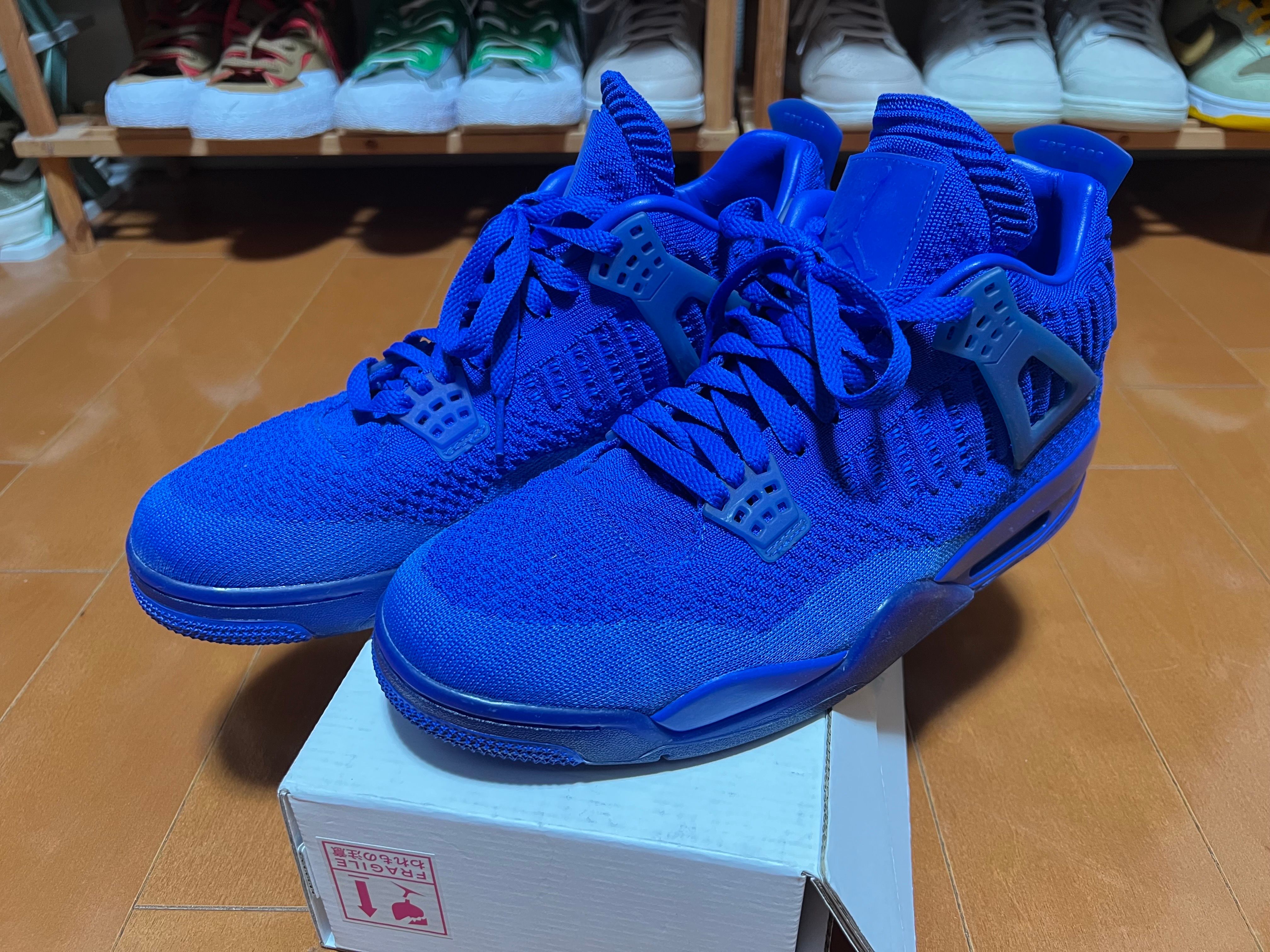 Nike Air Jordan 4 Retro Flyknit "Hyper Royal/Black"